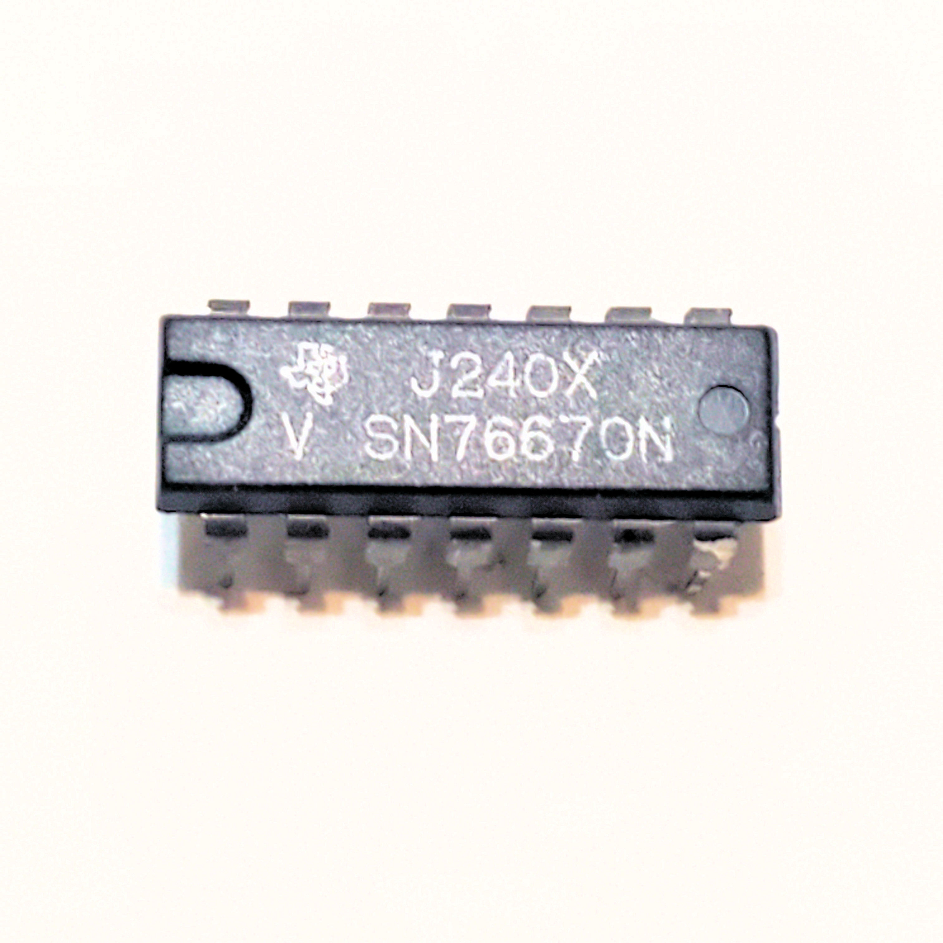 SN76670N IC    14P DIP  1 pc