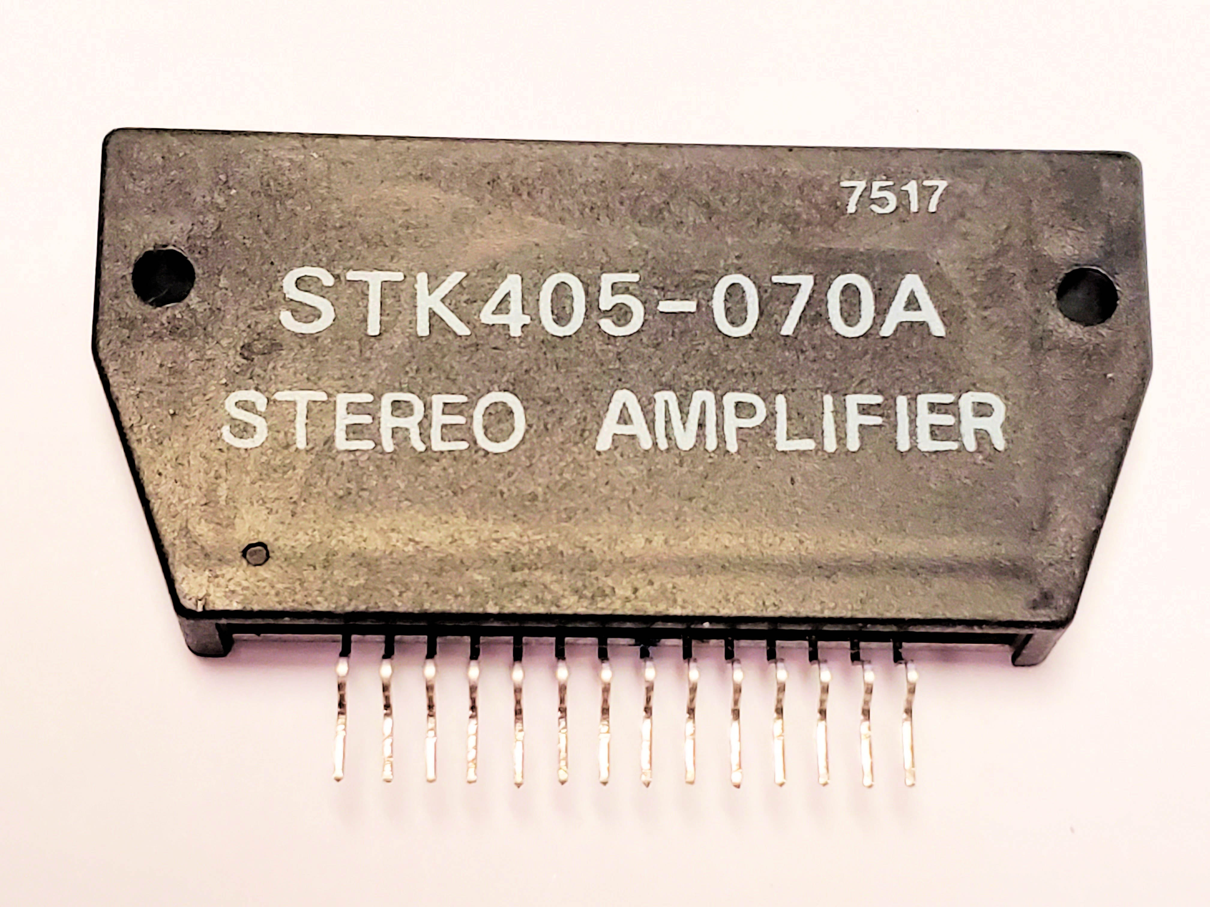 STK405-070A       14P SIP