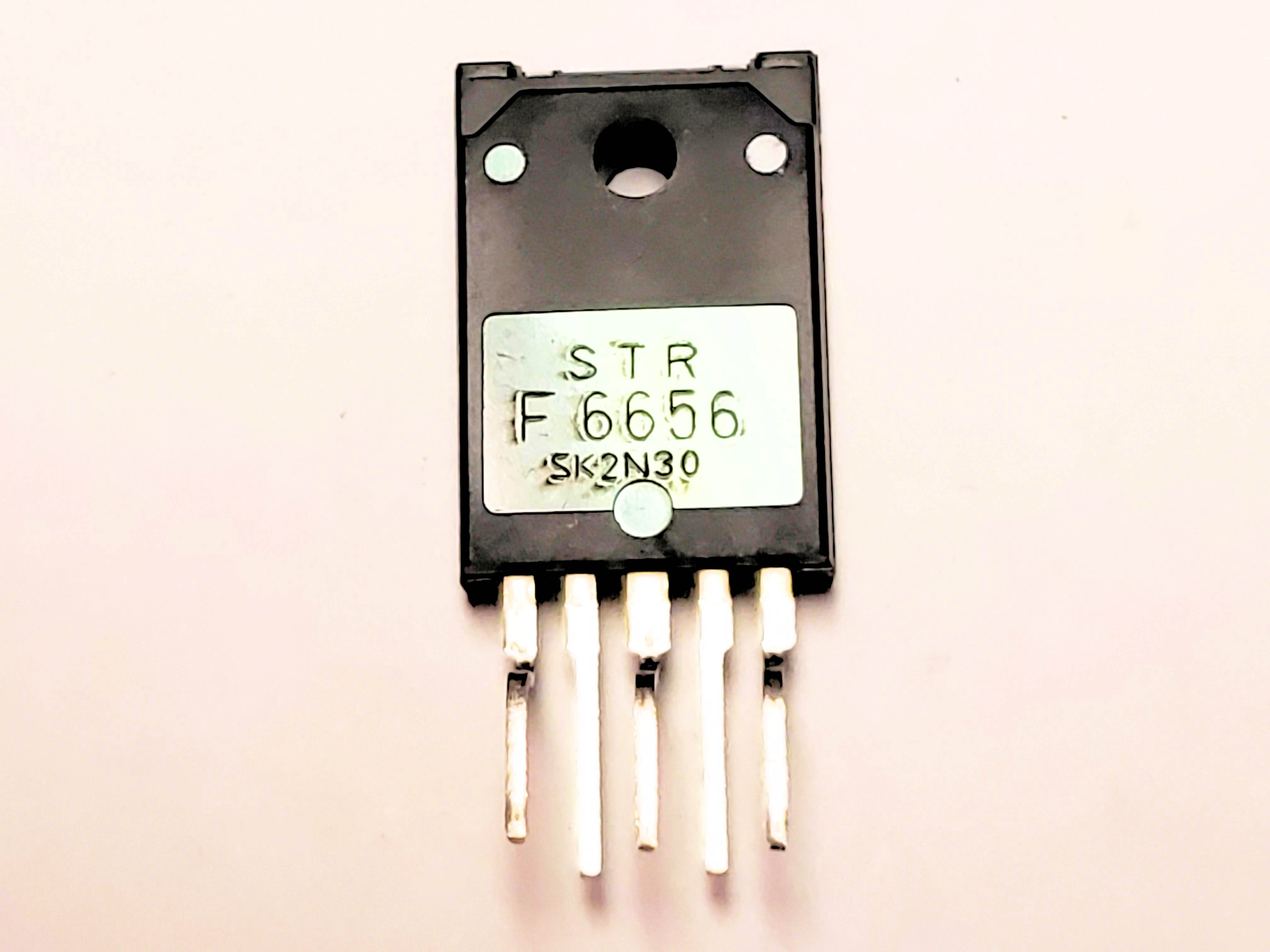 STRF6656  N/R  5P ZIP TO-3P