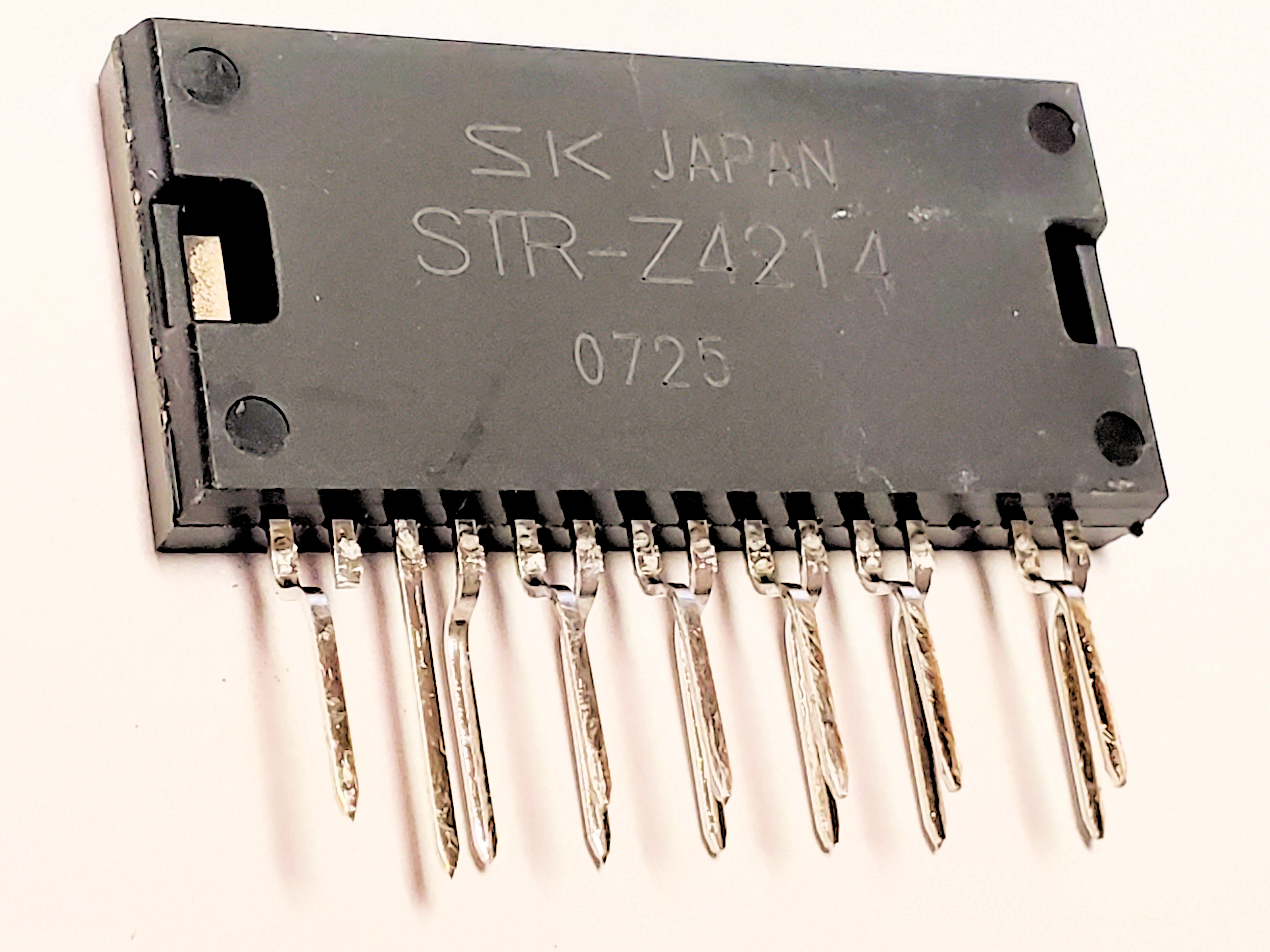 STRZ4214   N/R  13P ZIP