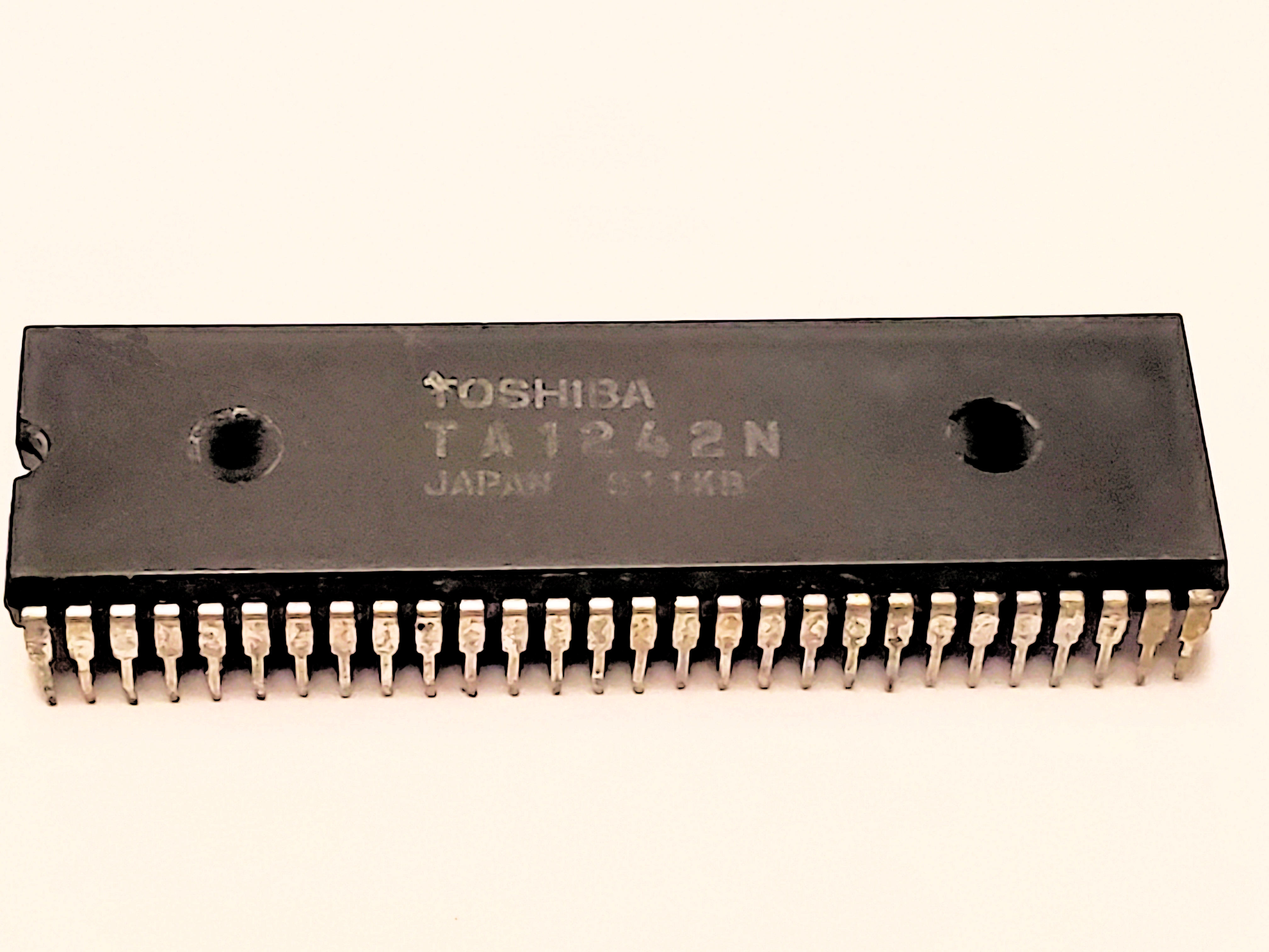 TA1242N        N/R     56P DIP