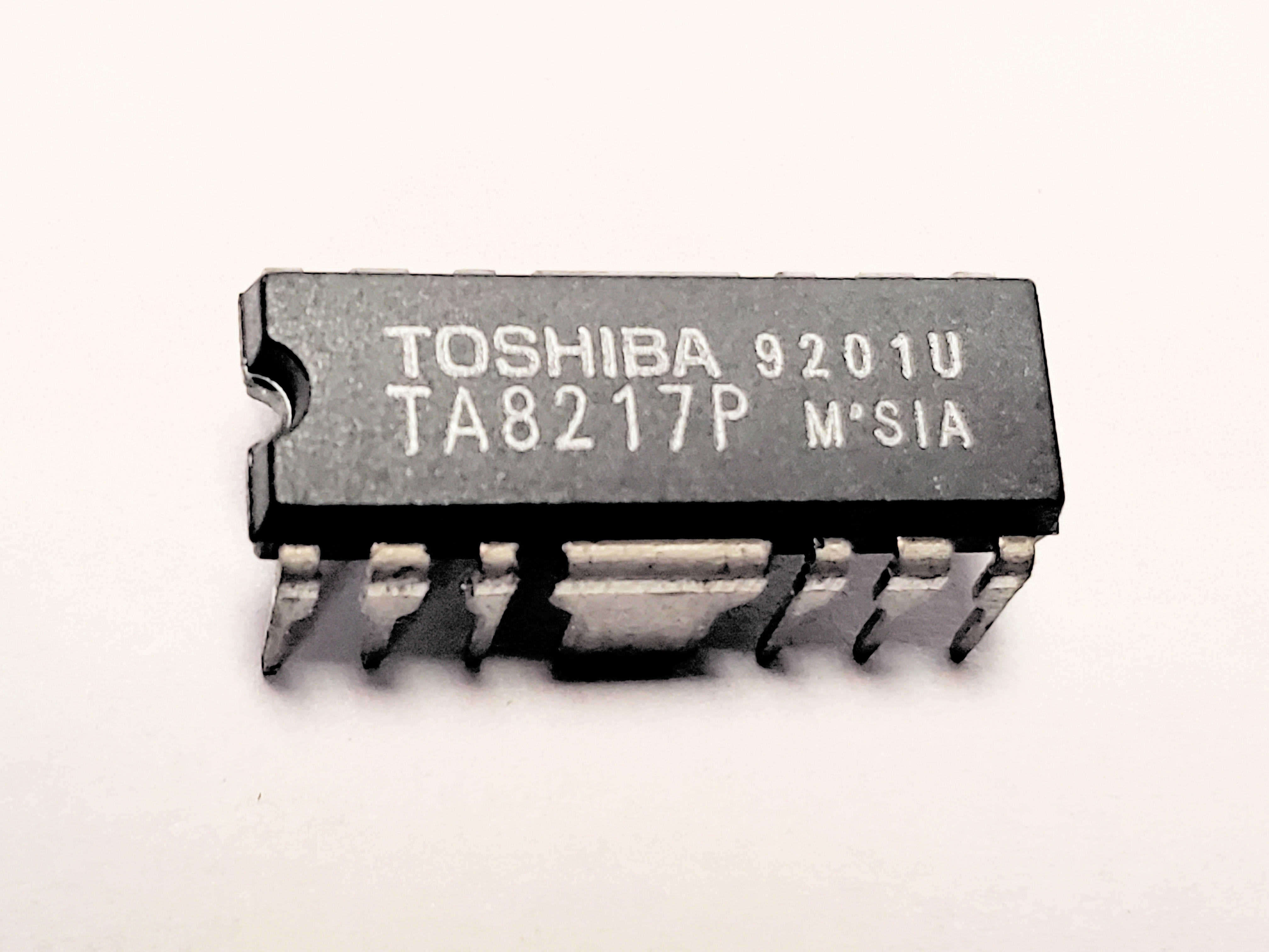 TA8217        W/HS 12P DIP