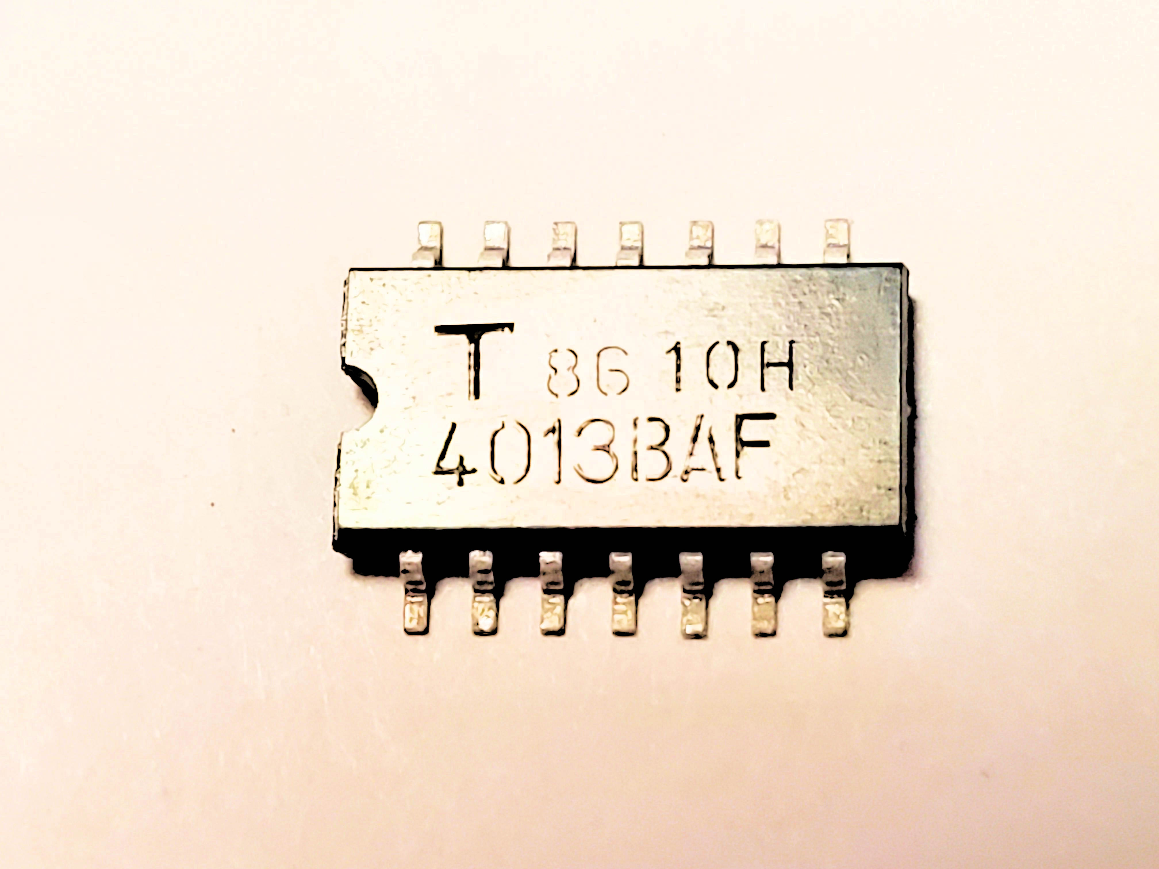 TC4013BAF   4013       14P SMD