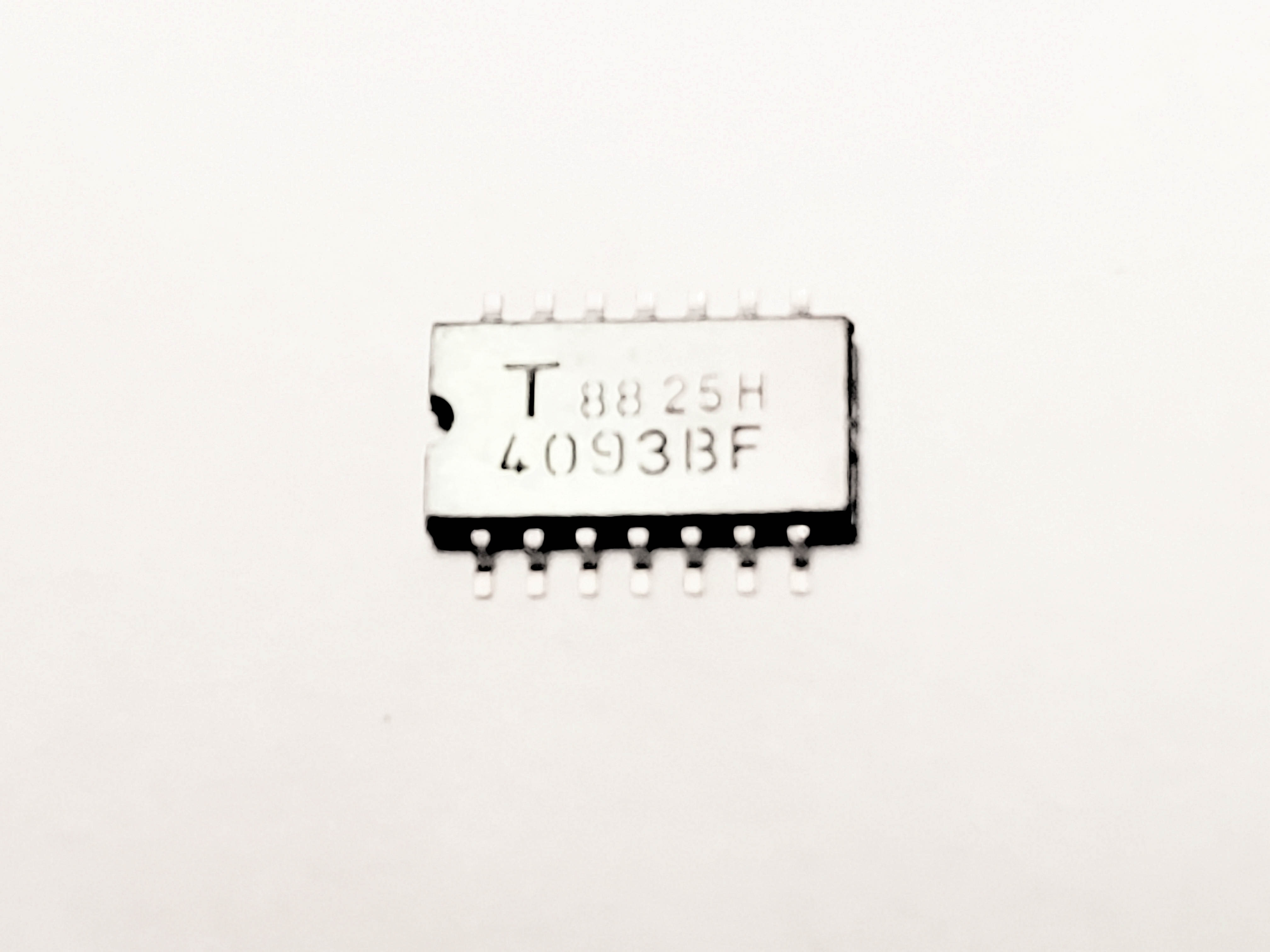 TC4093BF    4093       14P SMD