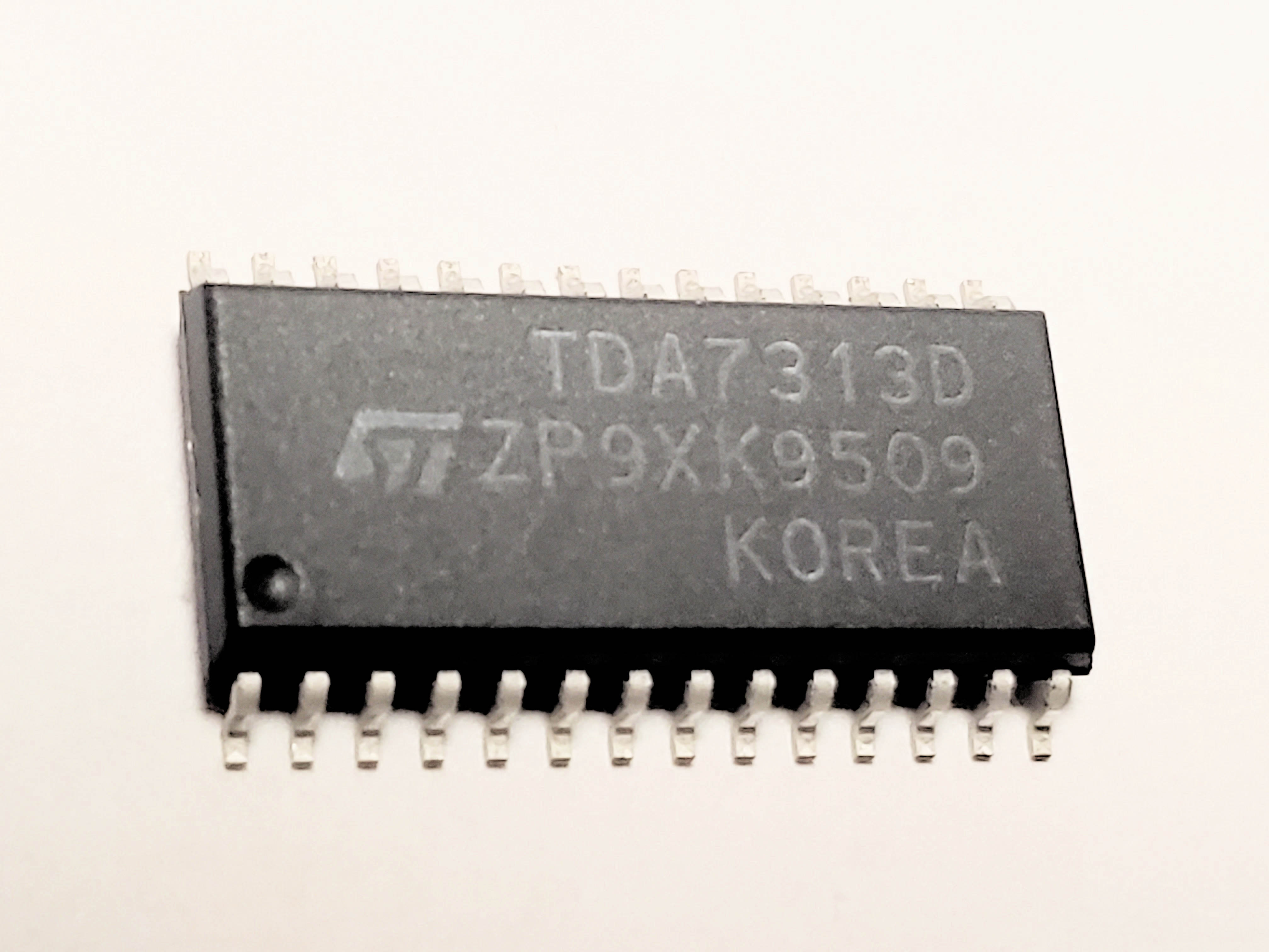 TDA7313D   28P SMD