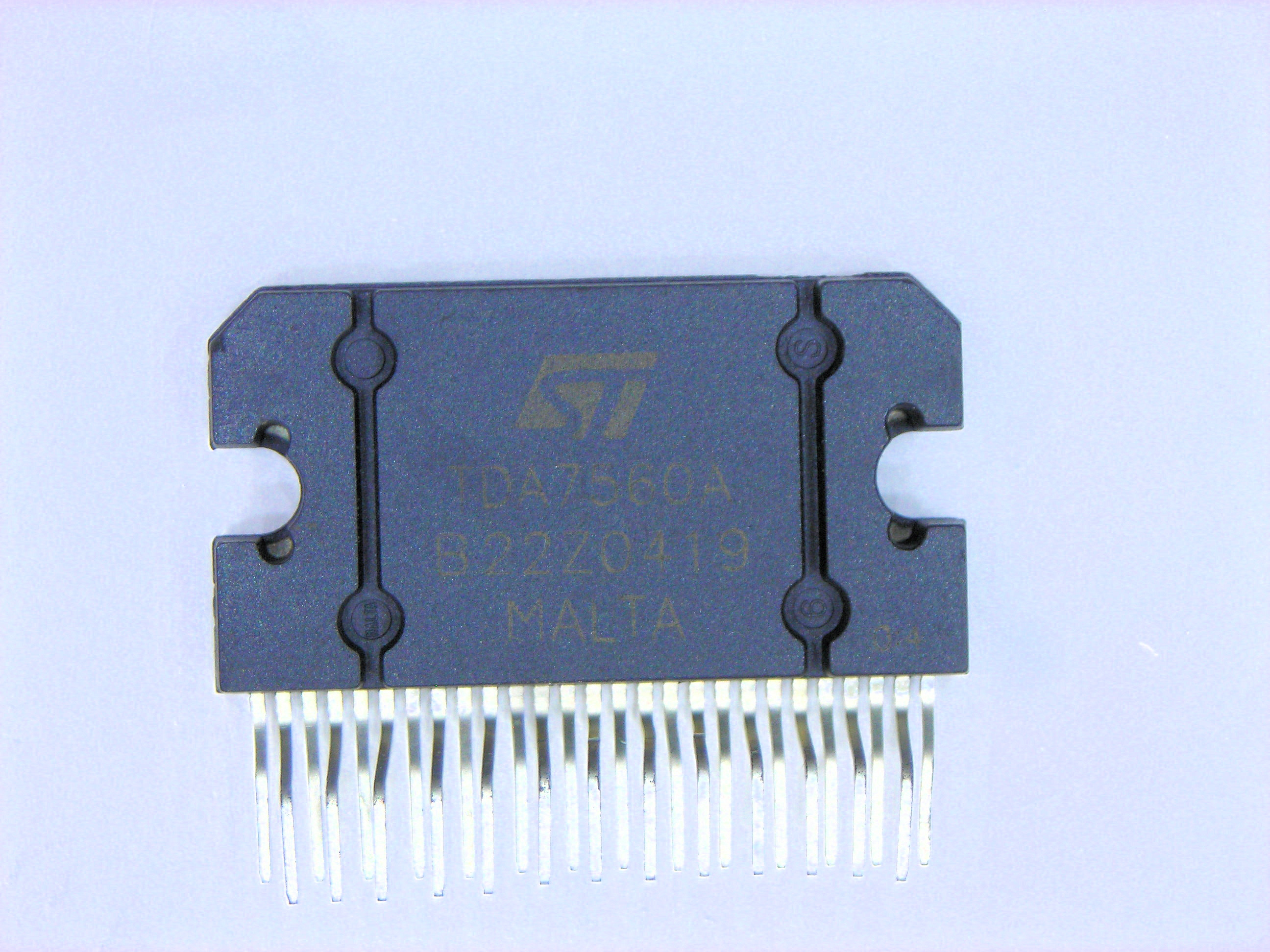 BA7055LS               18P ZIP
