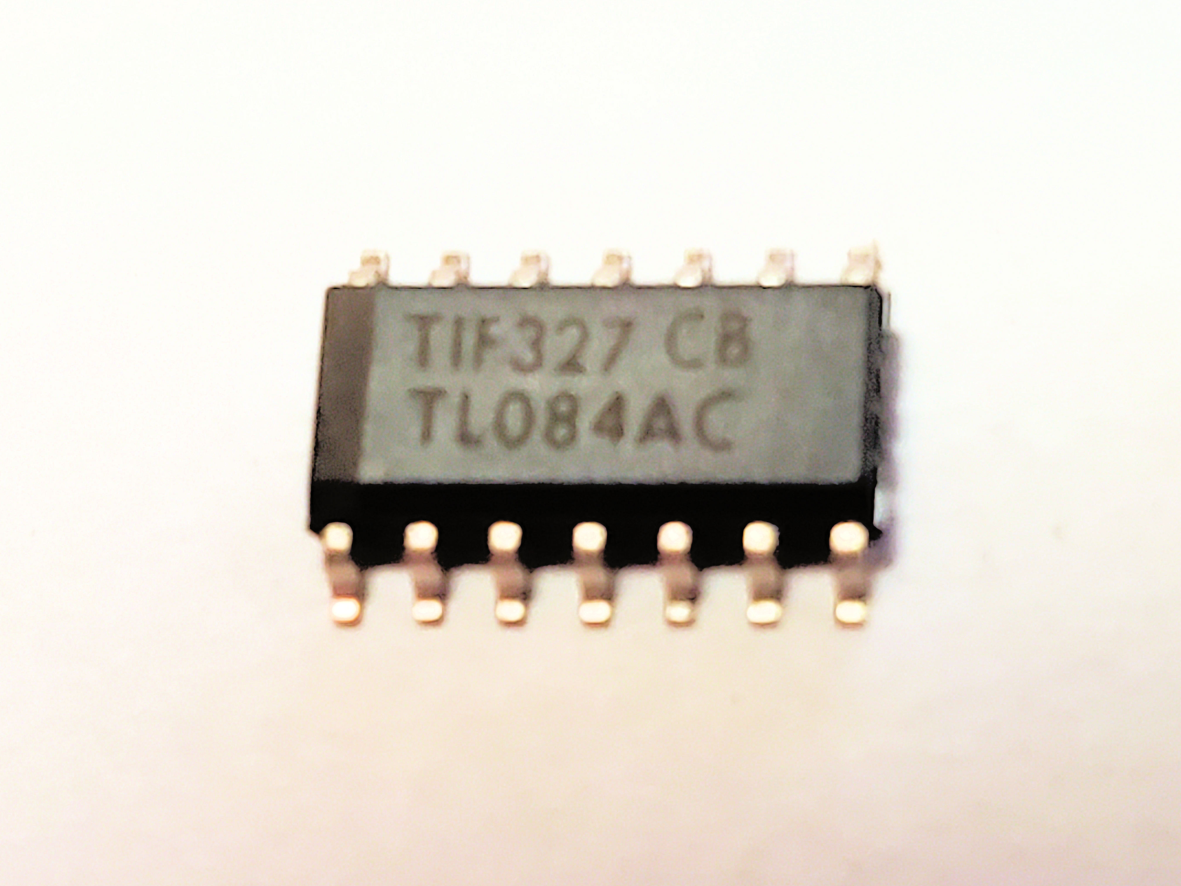 TL084CD (AC)     14P SMD