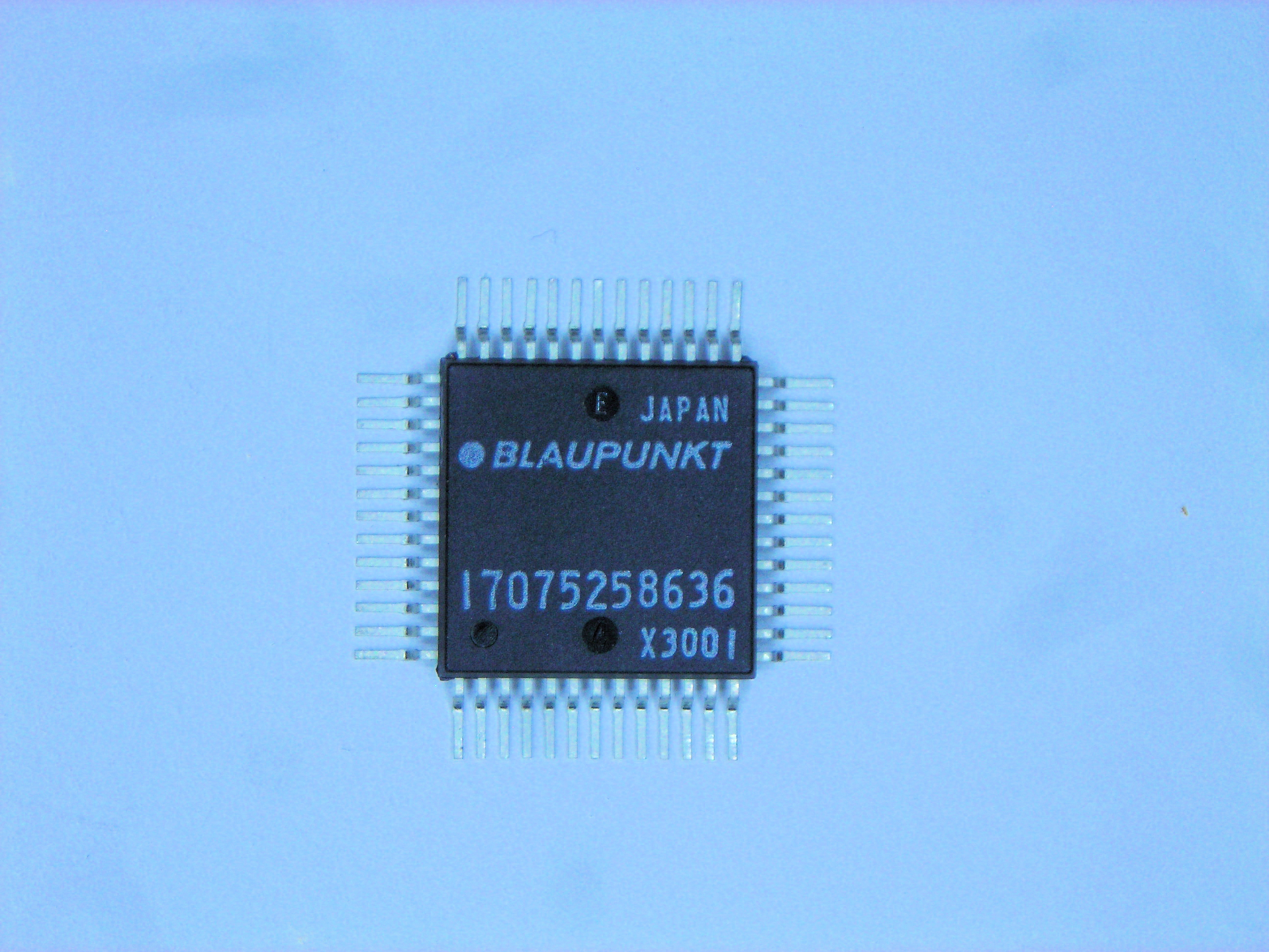 UPD1707G-525        52P SMD