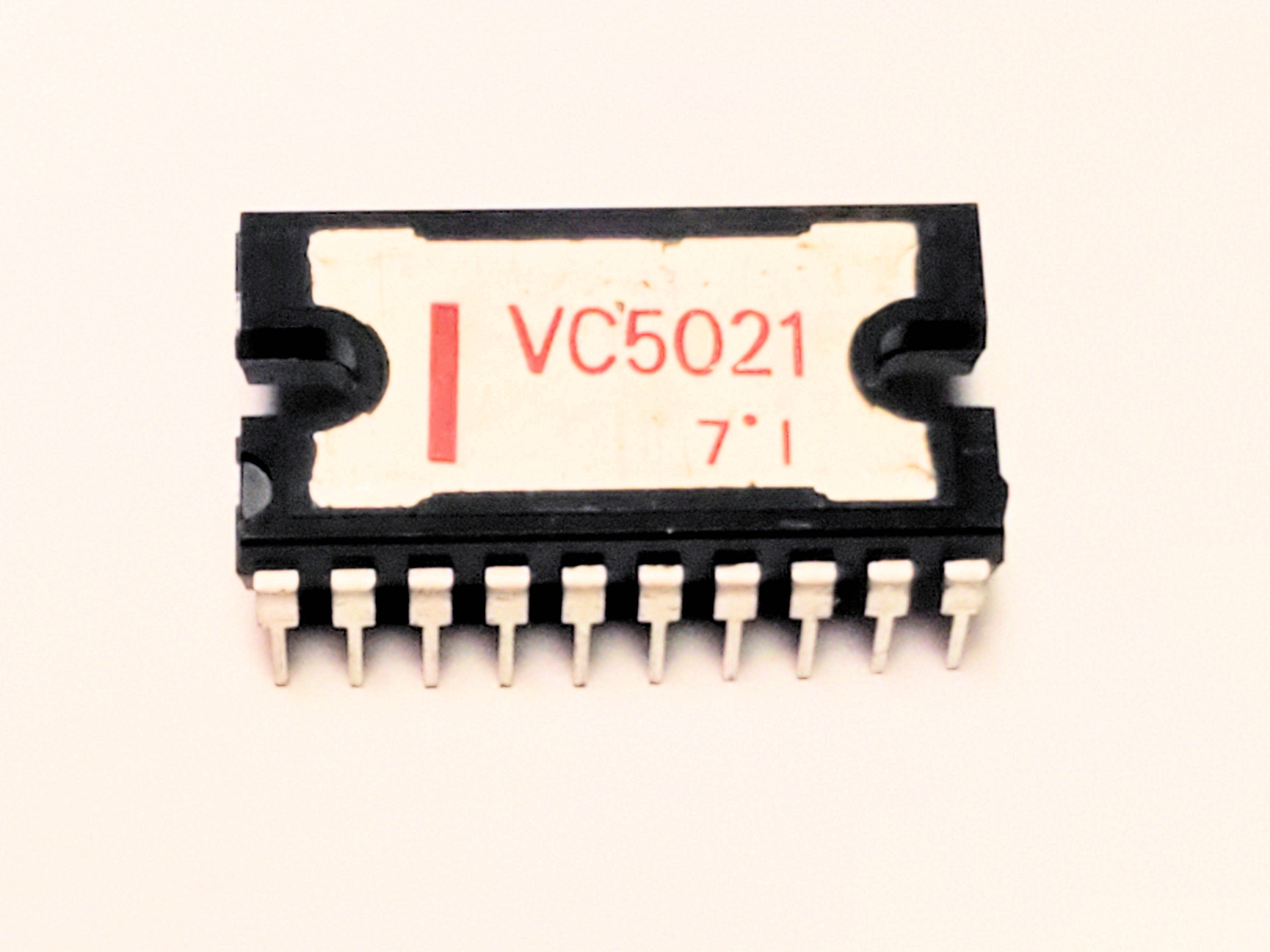 VC5021  20P DIP