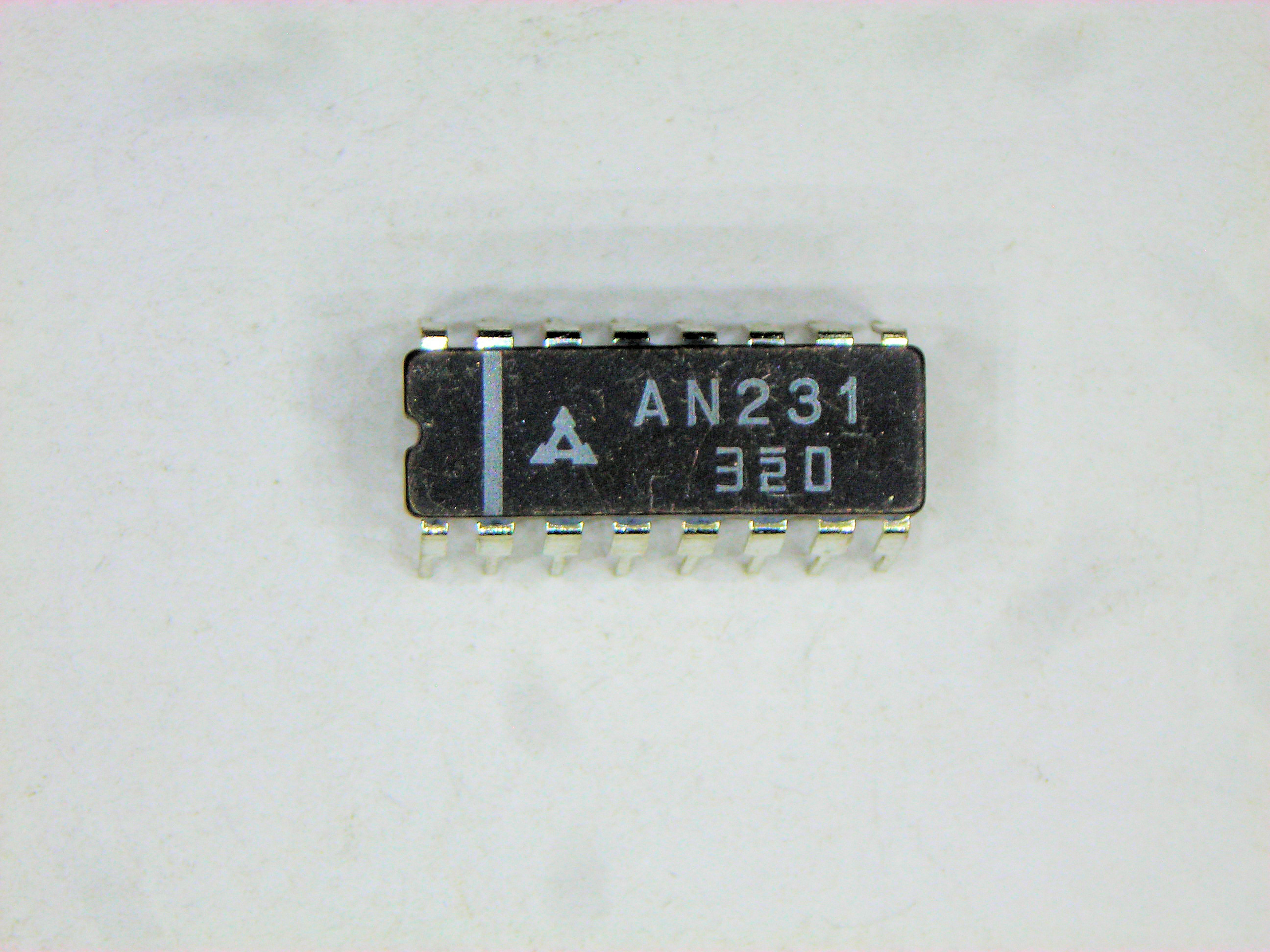 AN231           16P DIP