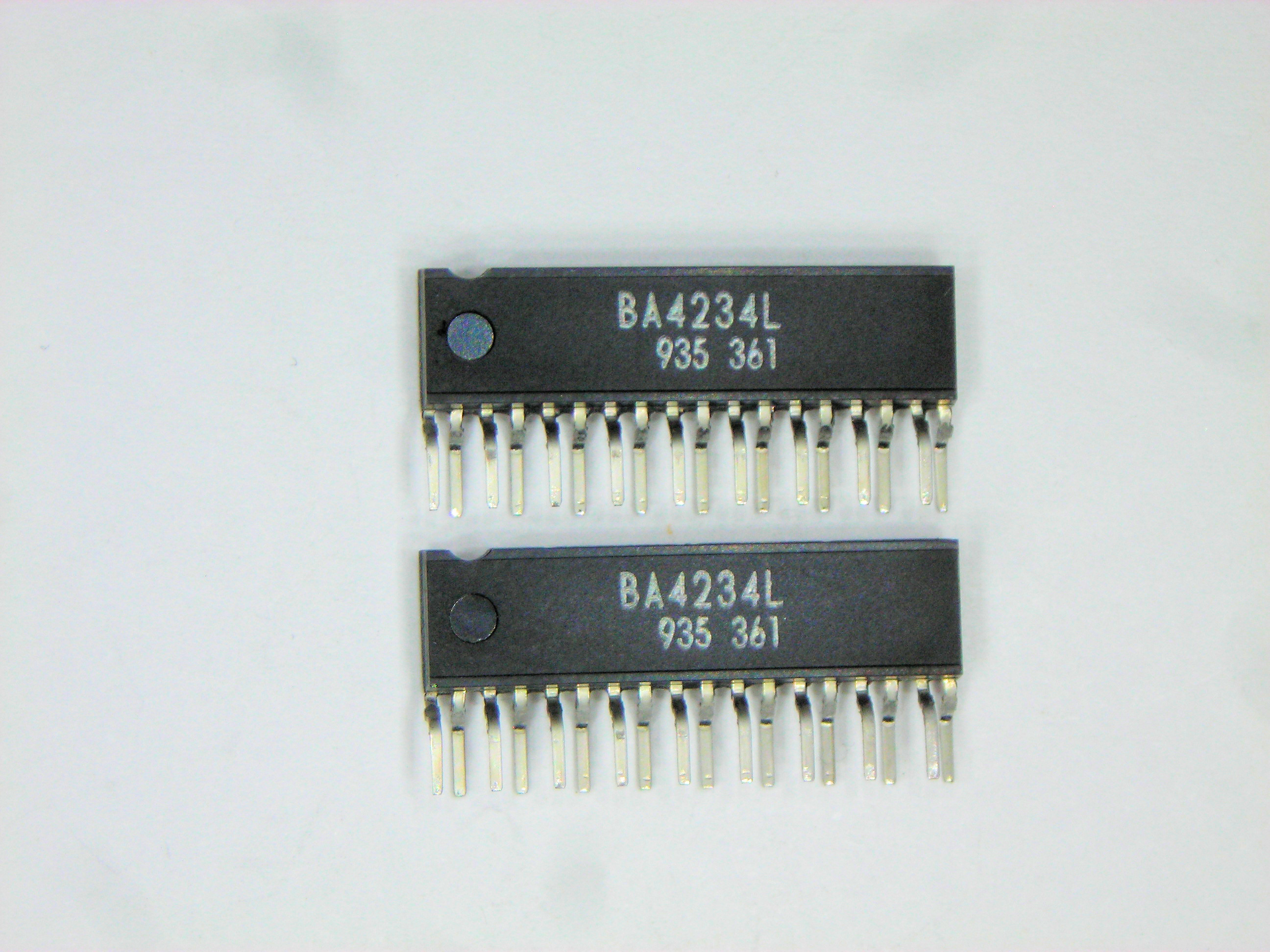 BA4234L           18P ZIP