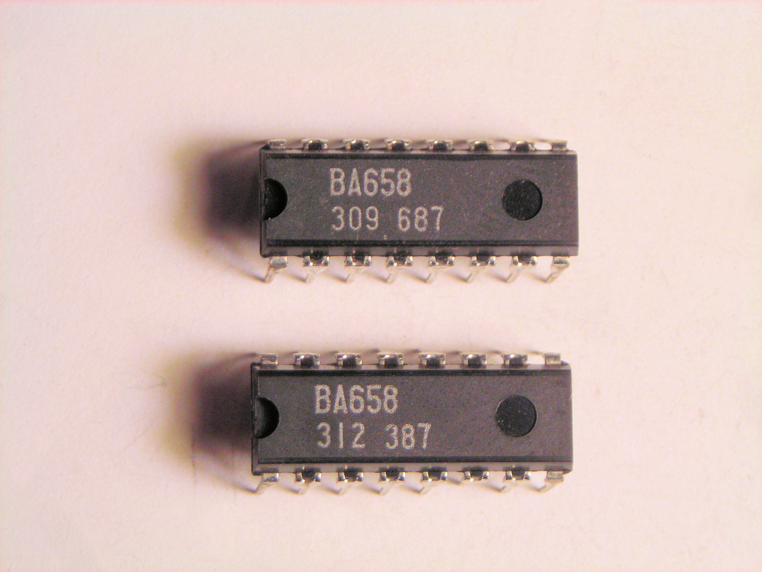 BA658            16P DIP