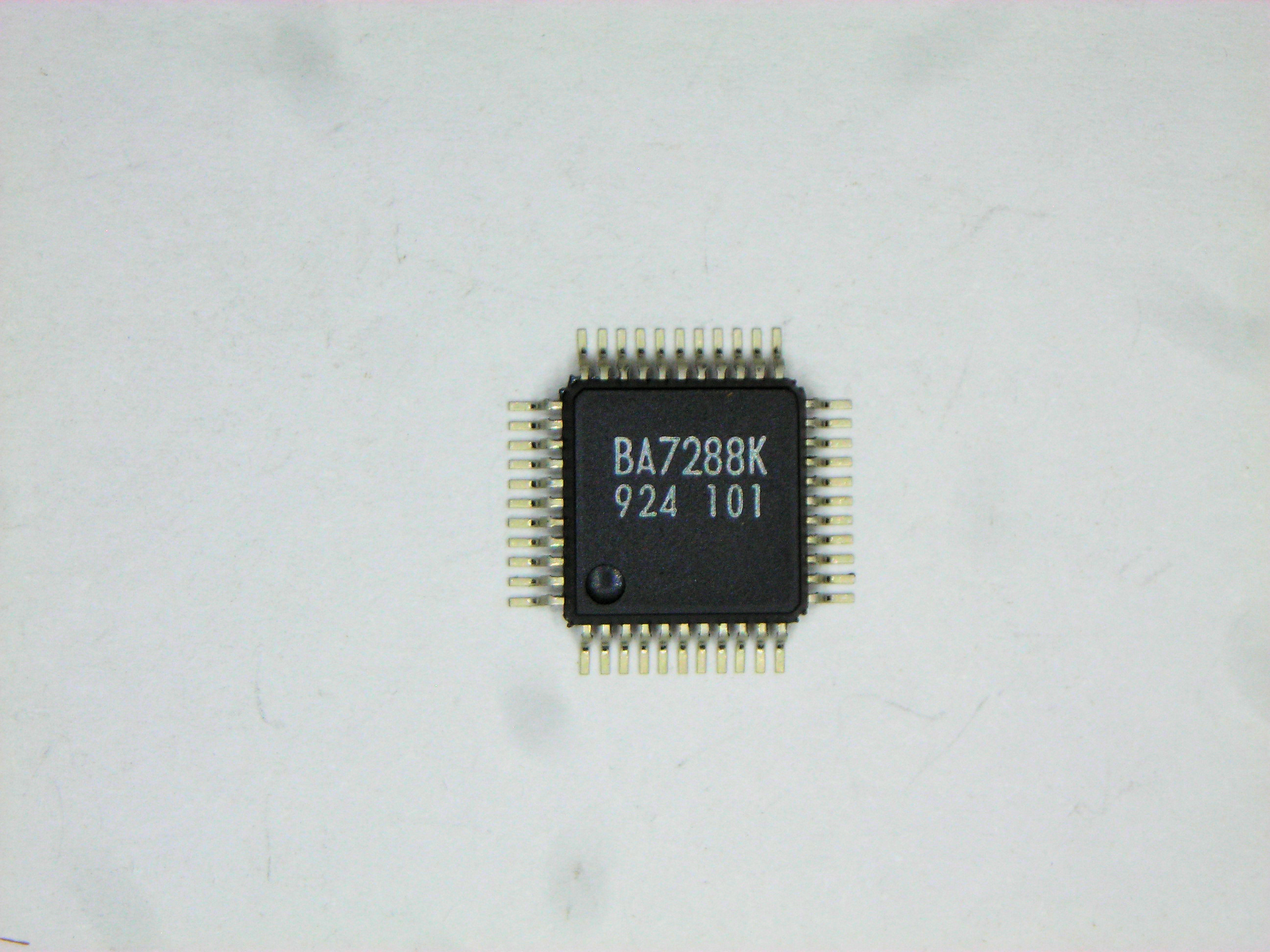 BA7288K           44P SMD