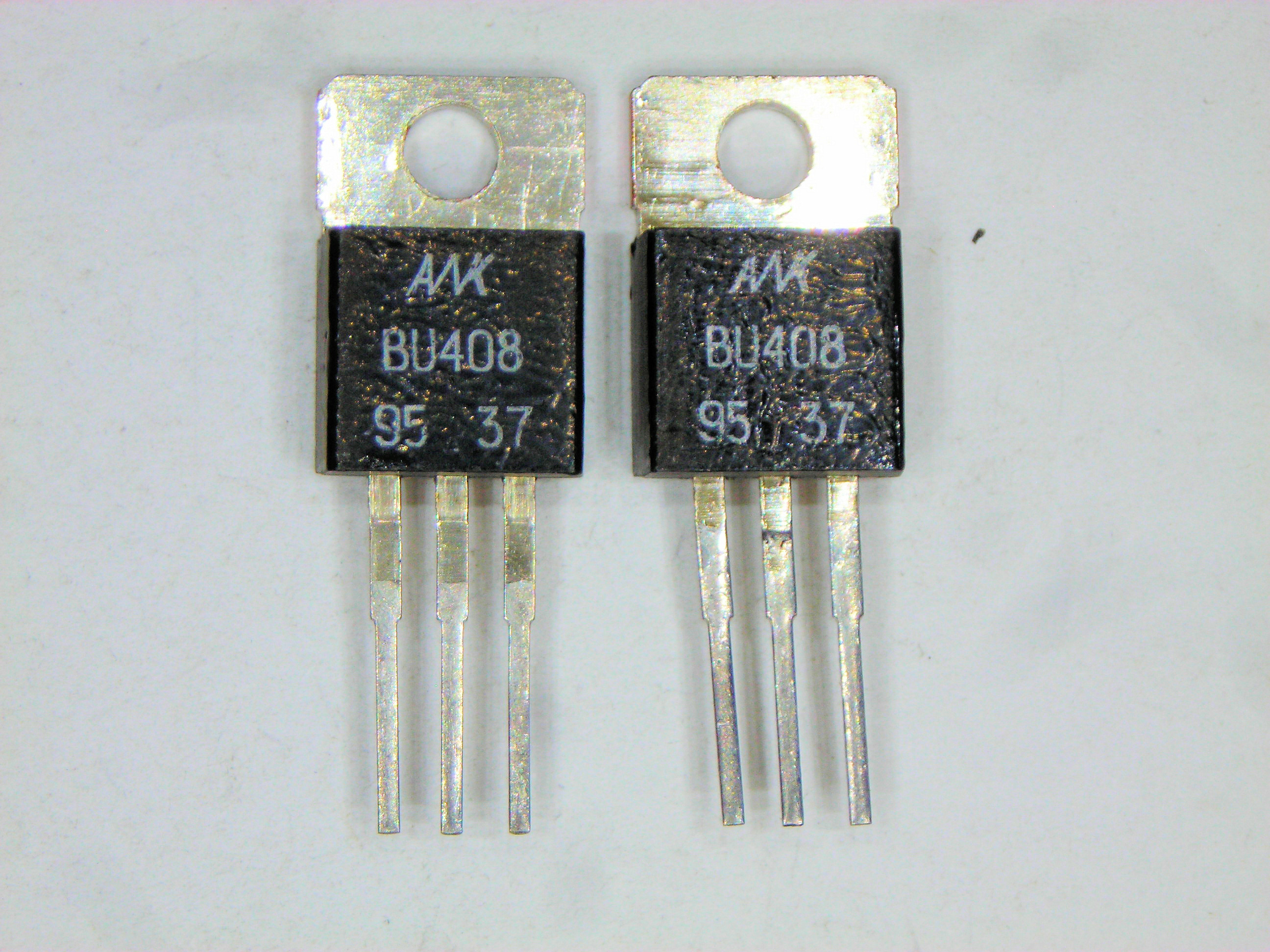 BU408 ALT 2SC3890   TO-220