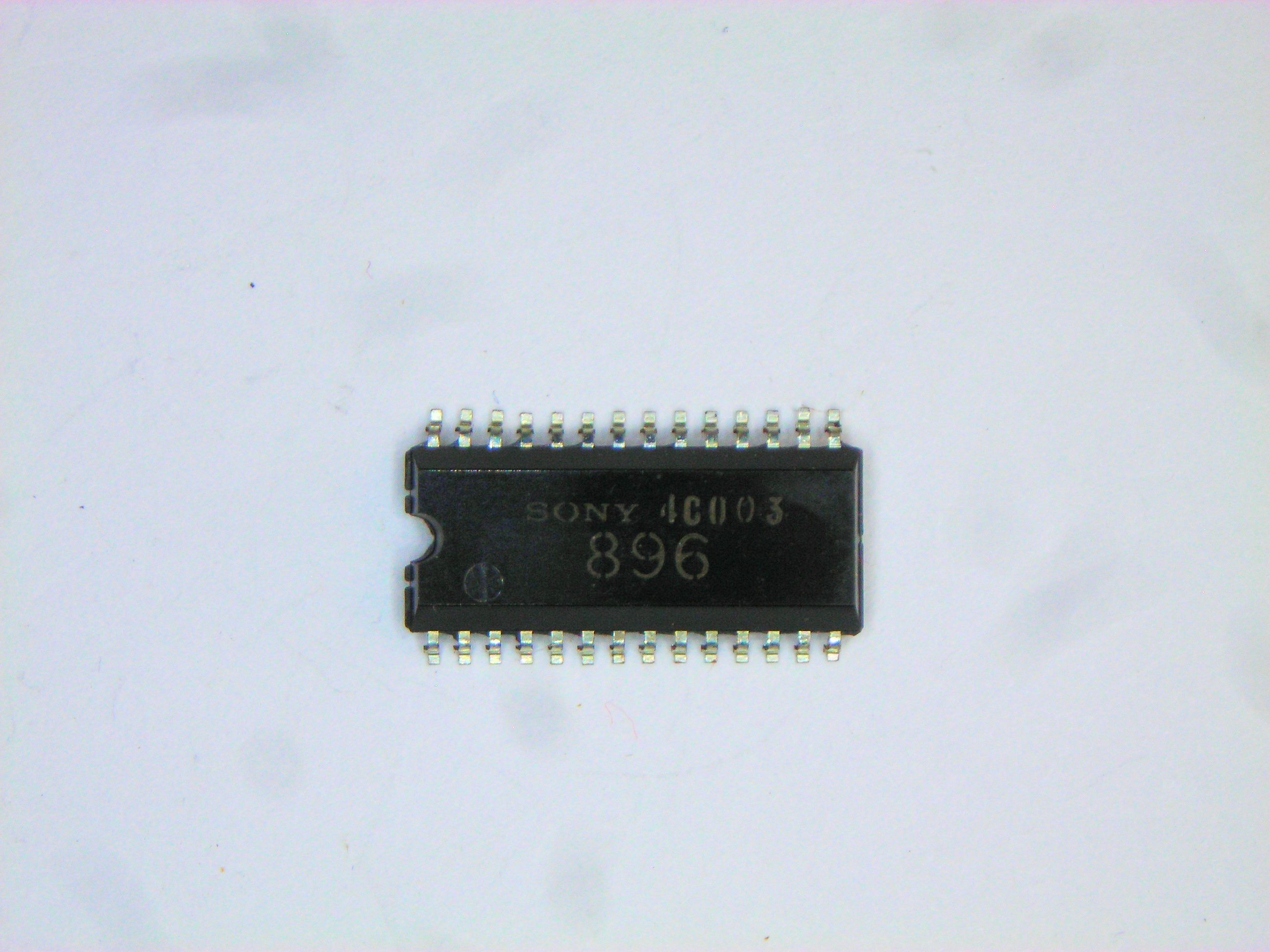 CX896            28P SMD