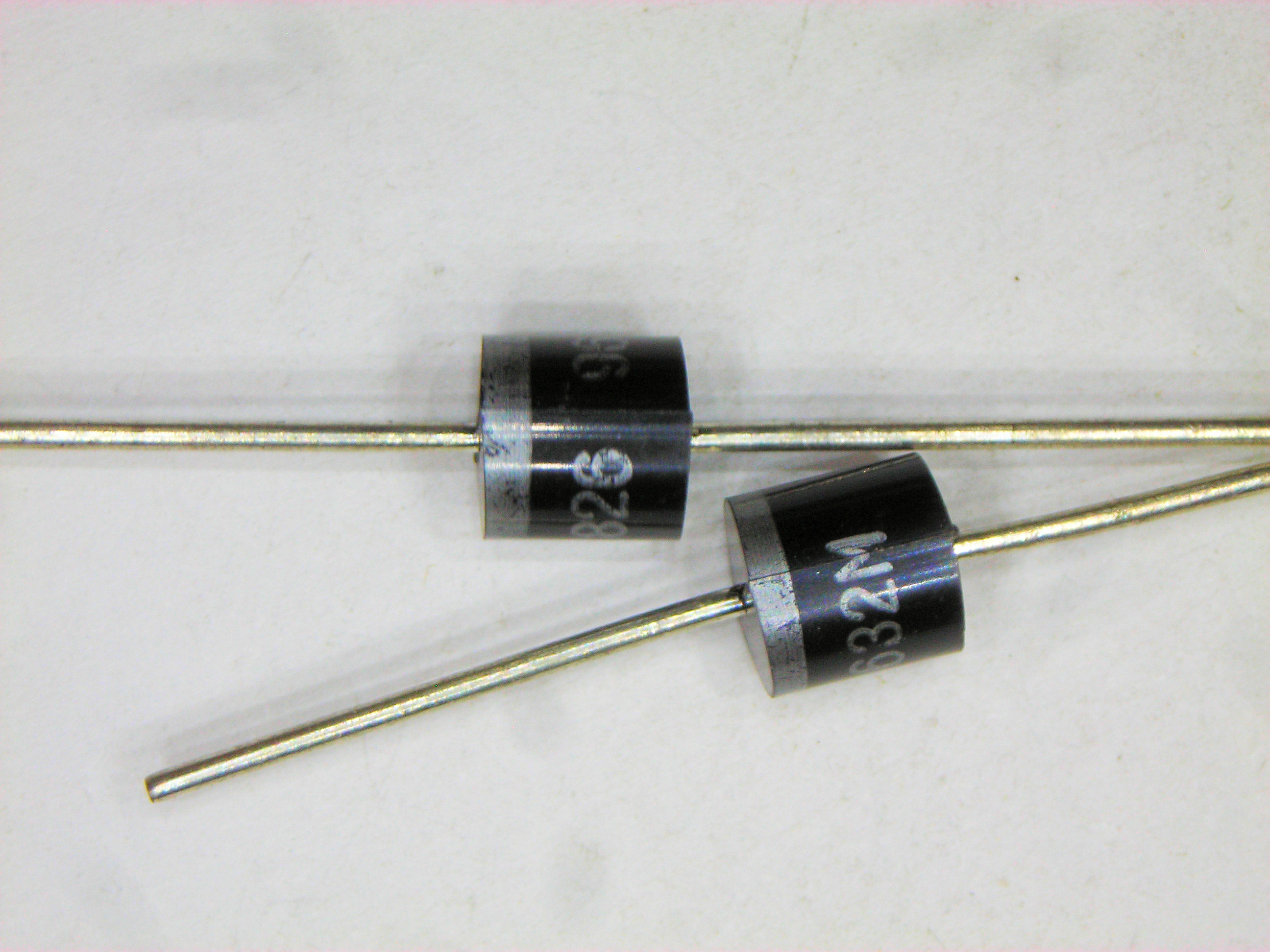 GI826 600V 5A  FAST  DIODE