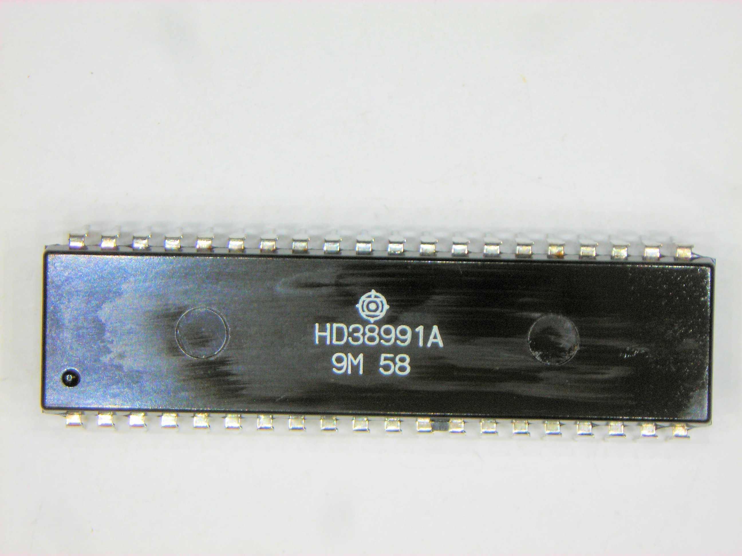 HD38991A          40P DIP