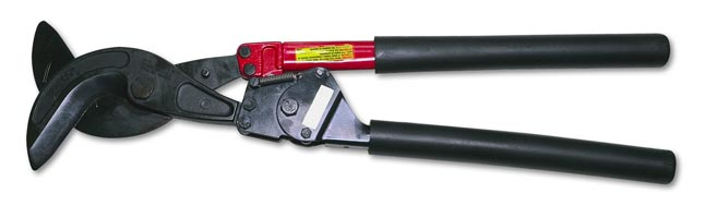 29 3/4" Ratchet-type, Soft Cable Cutter, 3" Capacity