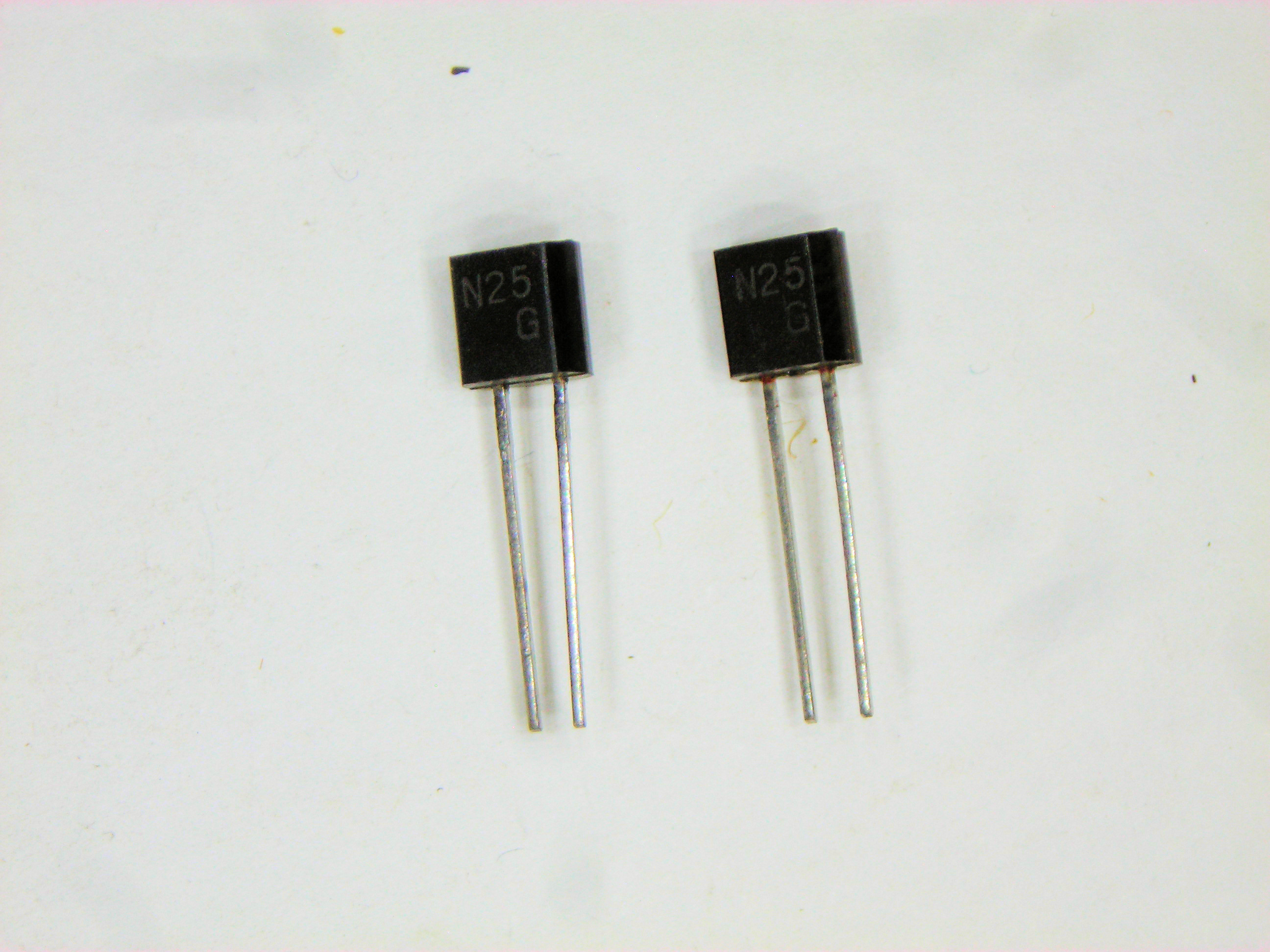 ICPN25 IC PROTEC 1 A 50V TO-92