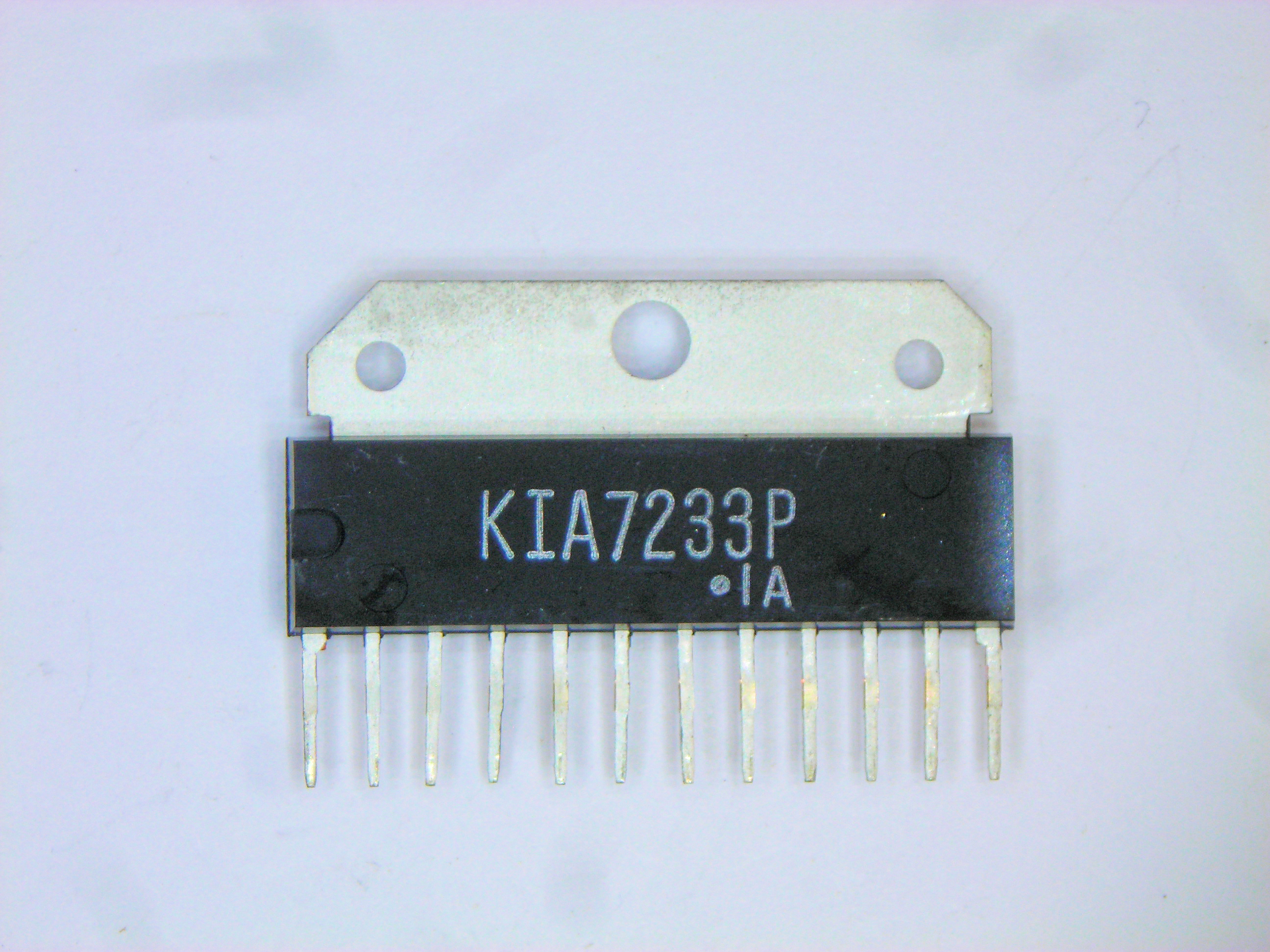 KIA7233          12P SIP