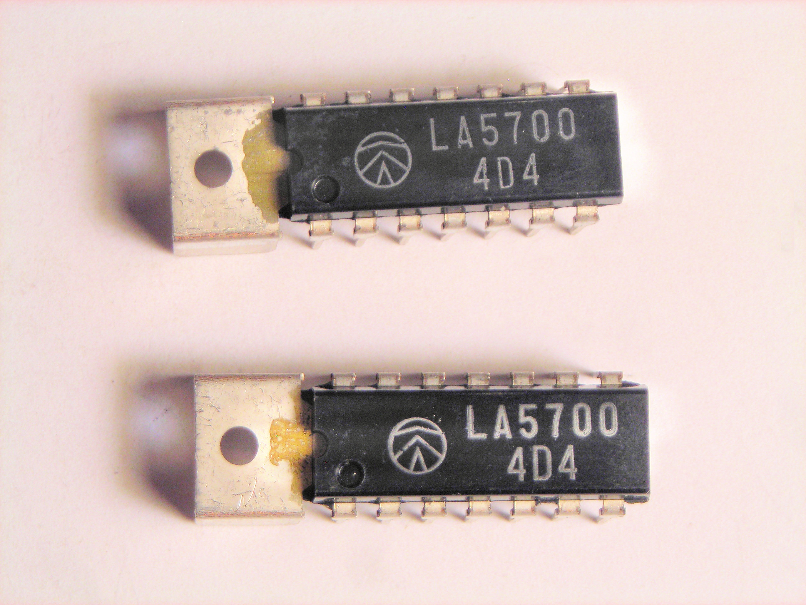 LA5700            14P DIP