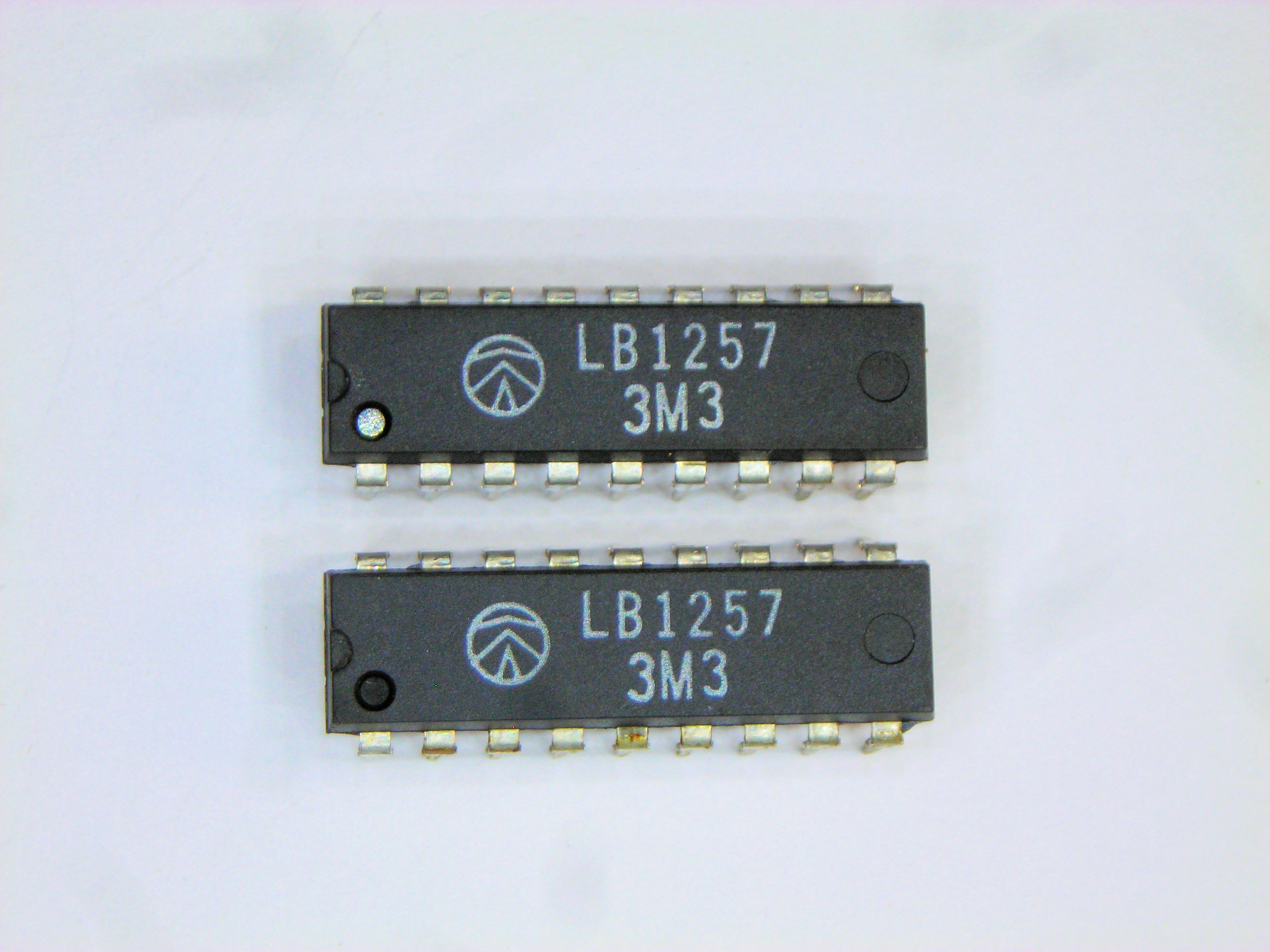 LB1257            18P DIP