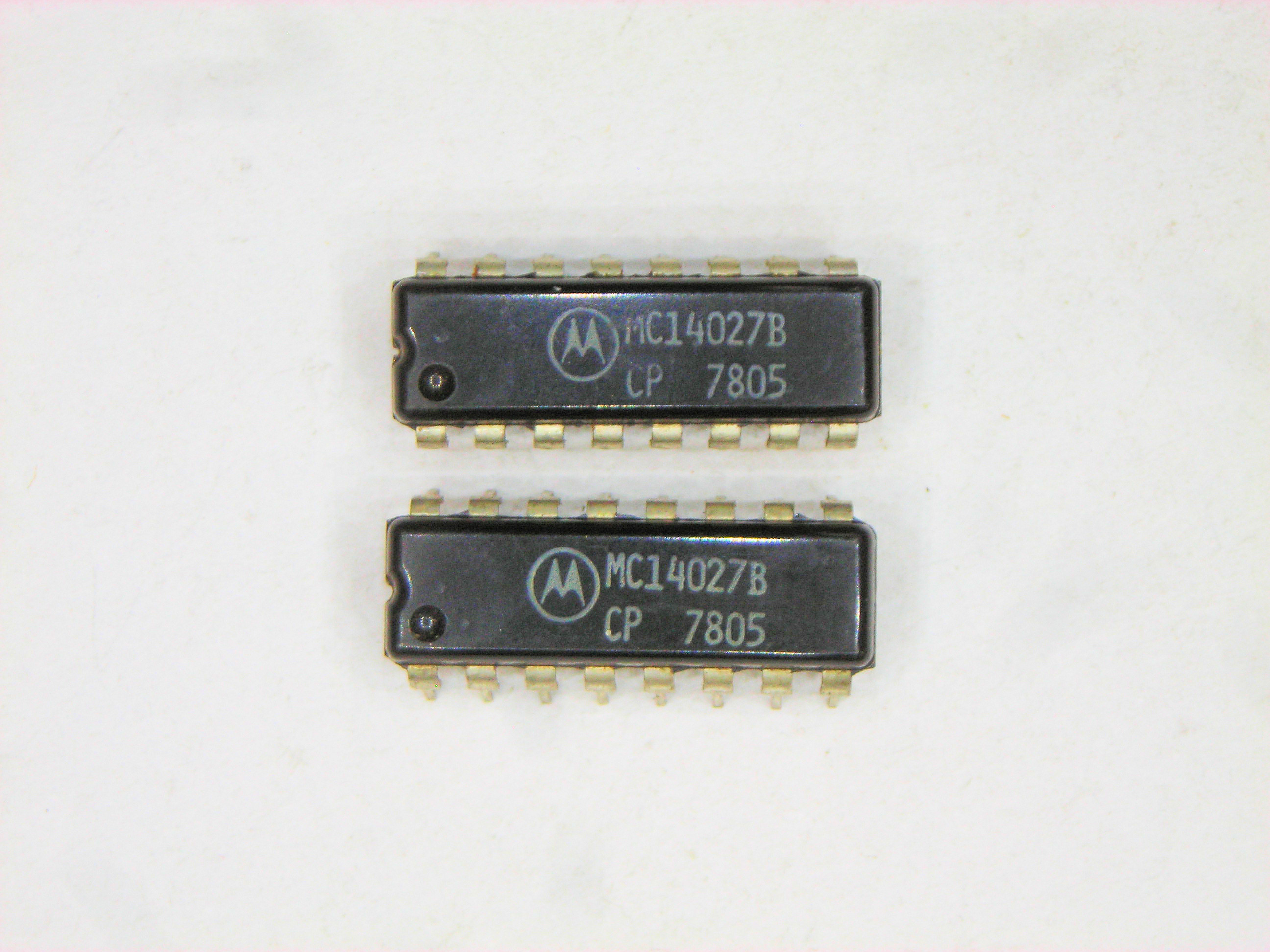 MC14027BCP  4027       16P DIP