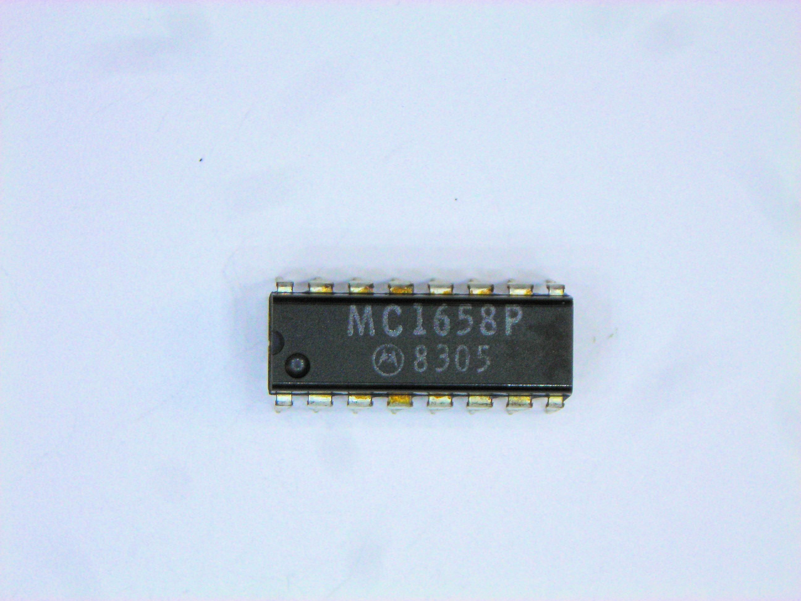 MC1658P    16P DIP