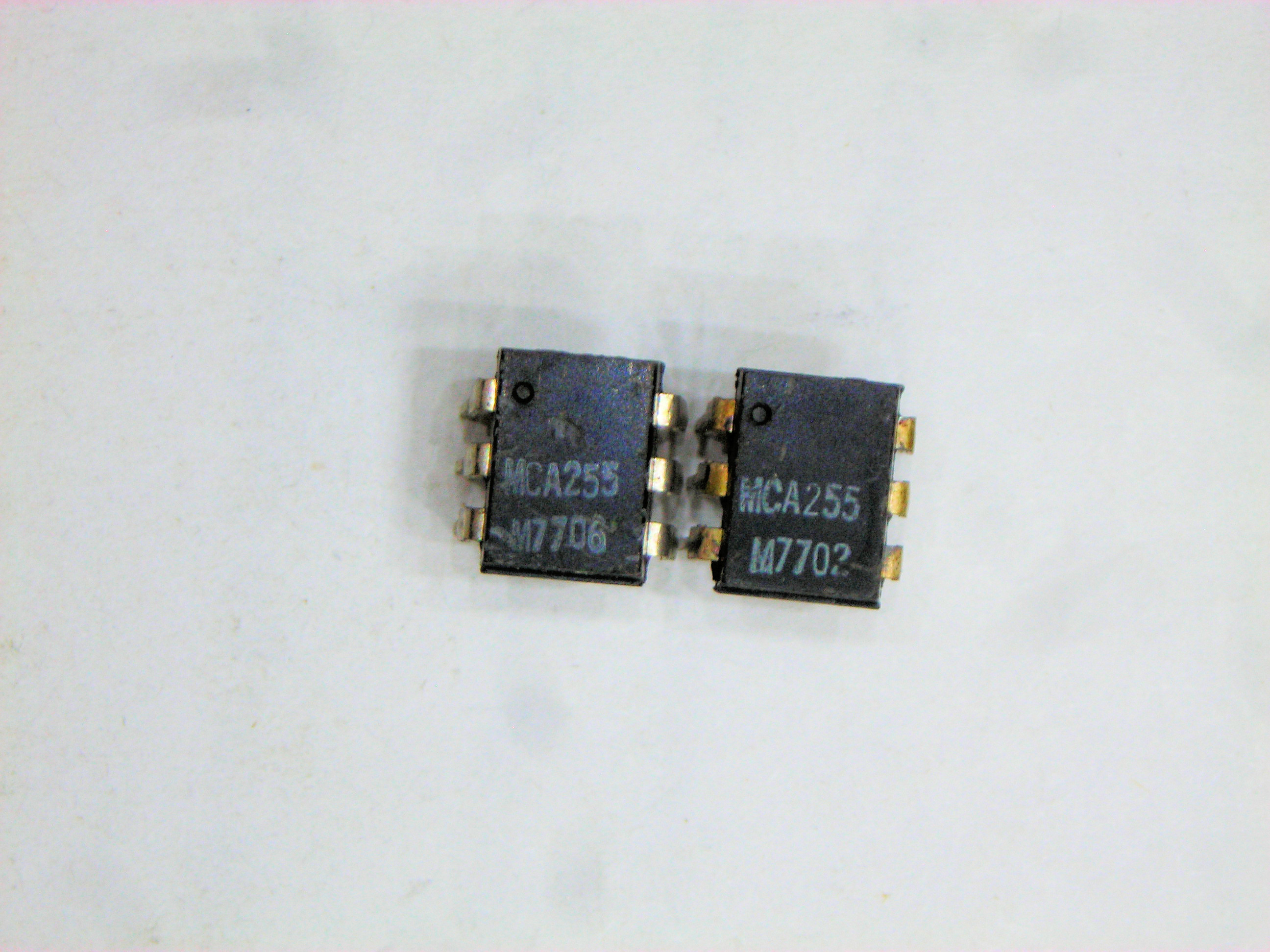 MCA255   OPTO ISO    8P DIP