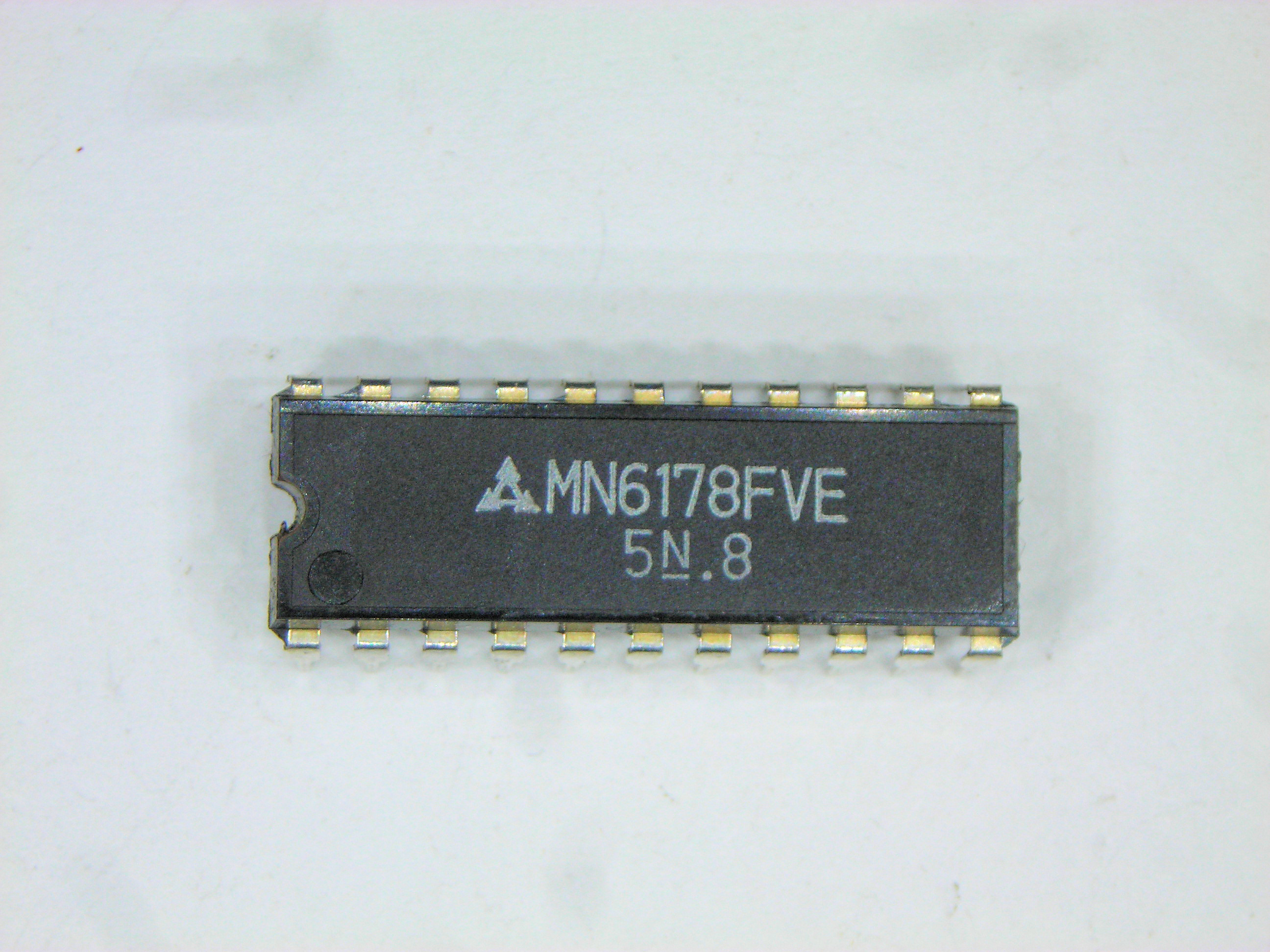 MN6178FVE          22P DIP