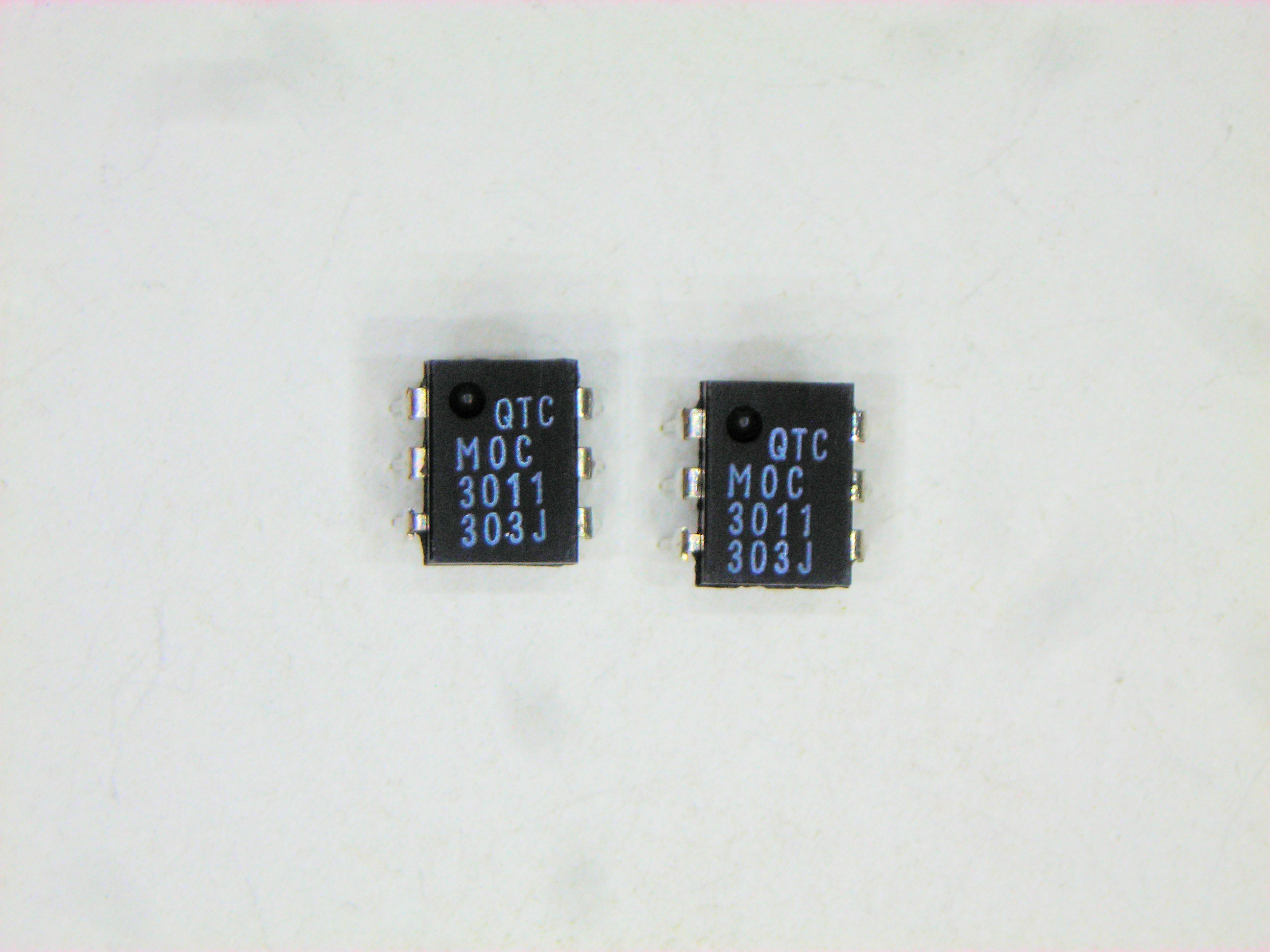 MOC3011   OPTO      6P DIP