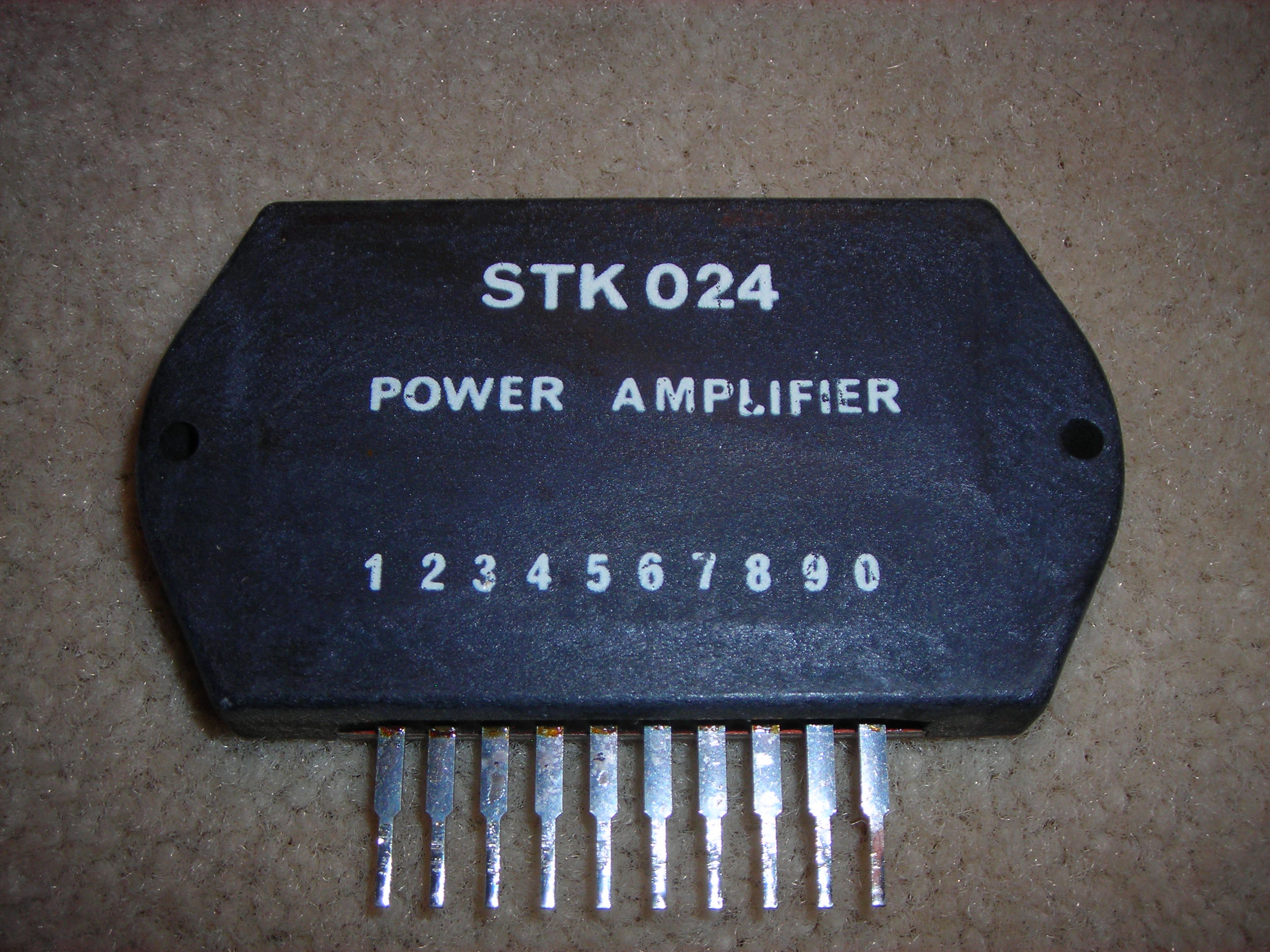 STK024 ALT STK031 DISC 10P SIP