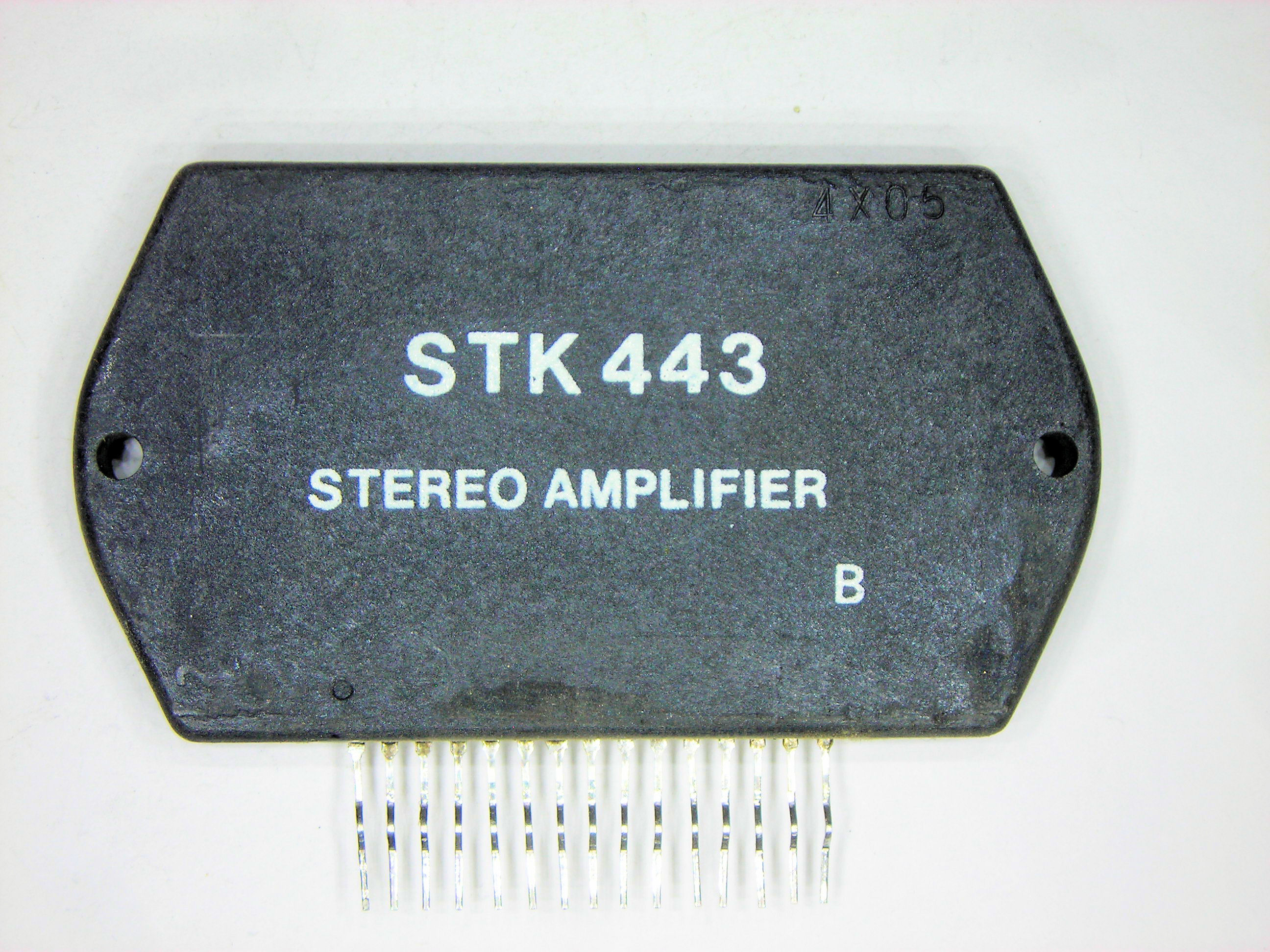 STK443            15P SIP