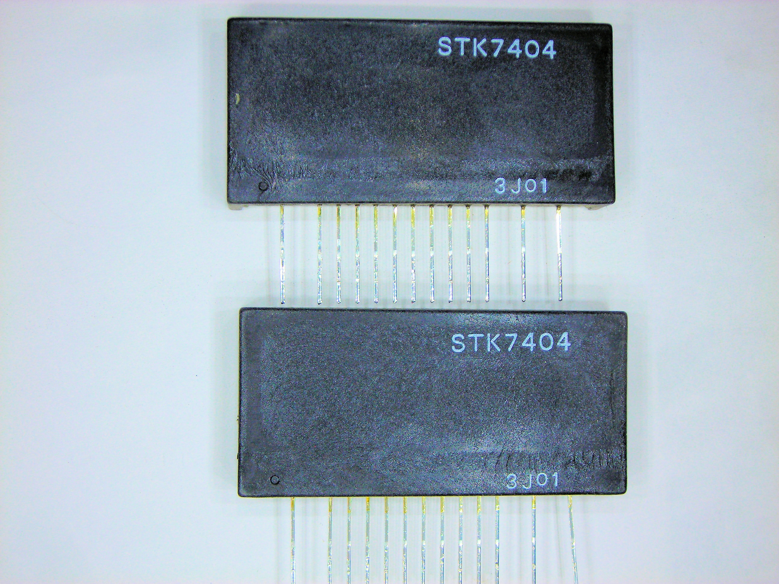 STK7404 ALT STK7408   13P SIP