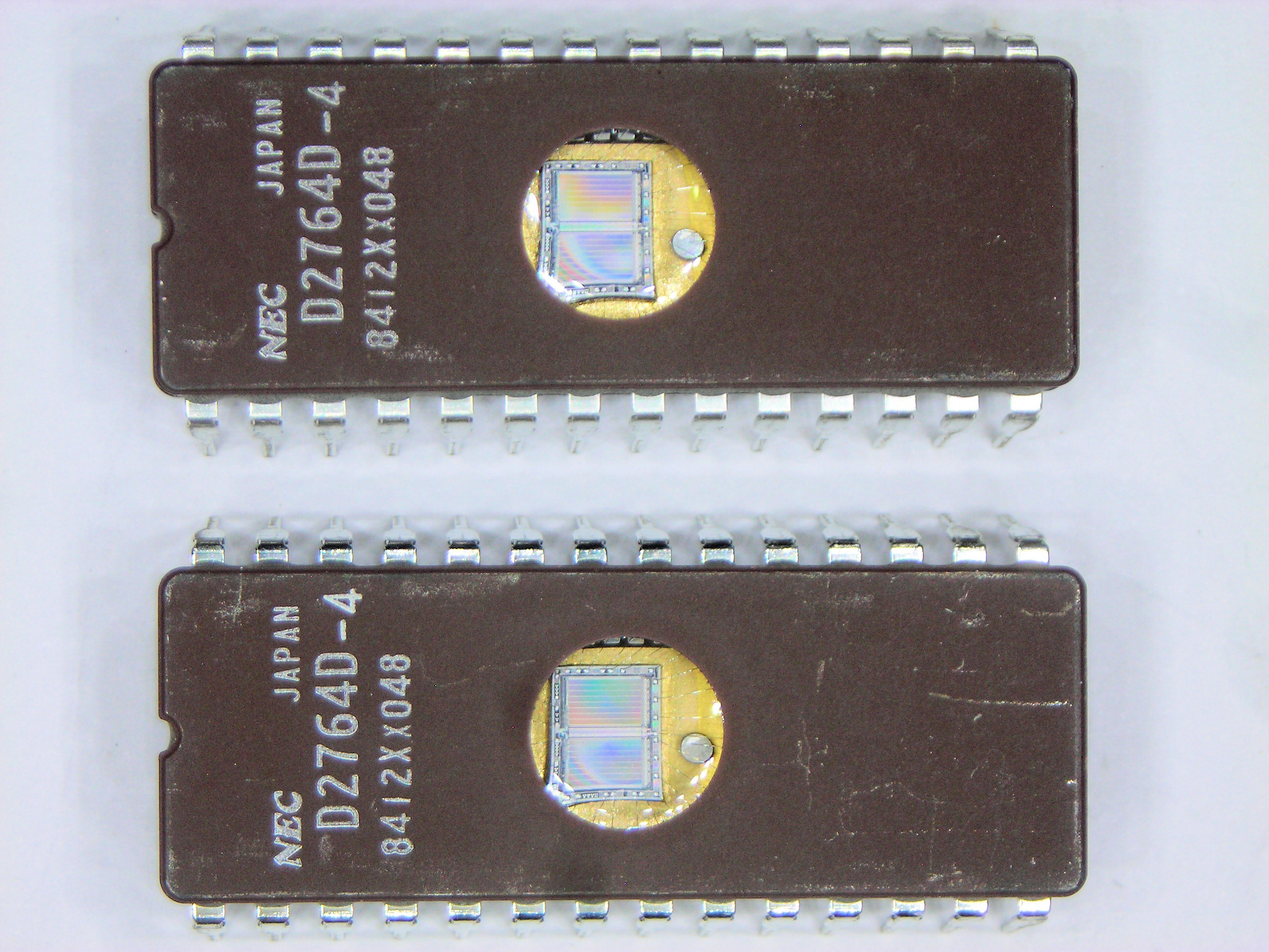 UPD2764D-4  64K EPROM  28P DIP